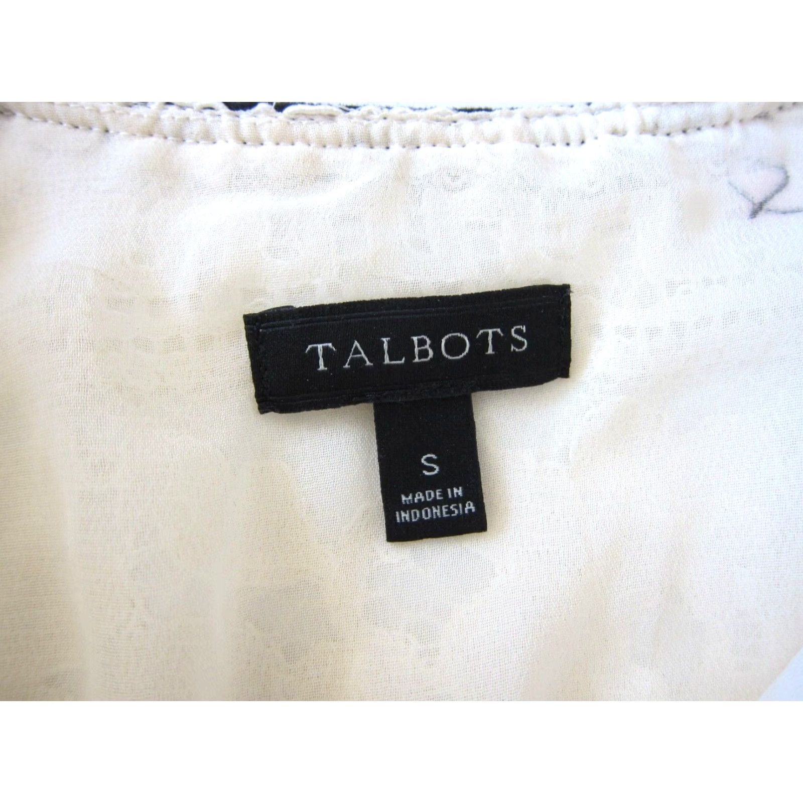 Talbots Talbots Ivory Lace Crochet Floral Black 3/4 Sleeve Tunic Blouse Small Women Peasant Style Shirt Size S / US 4 / IT 40 - 4 Thumbnail