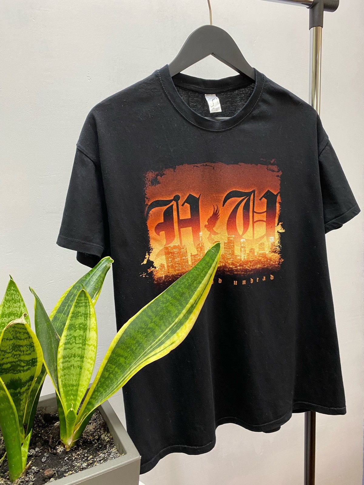 Band Tees × Vintage VINTAGE Y2K HOLLYWOOD UNDEAD TEE Size US L / EU 52-54 / 3 - 3 Thumbnail
