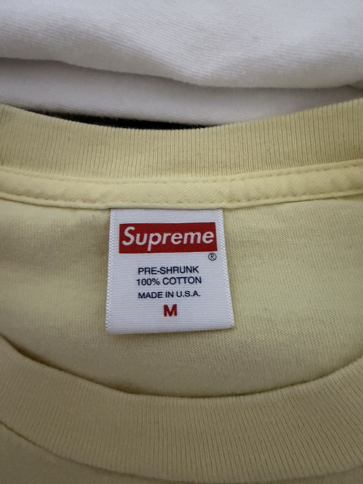 Kaws × Supreme Supreme Kaws Box Logo Tee Yellow Size US M / EU 48-50 / 2 - 3 Thumbnail
