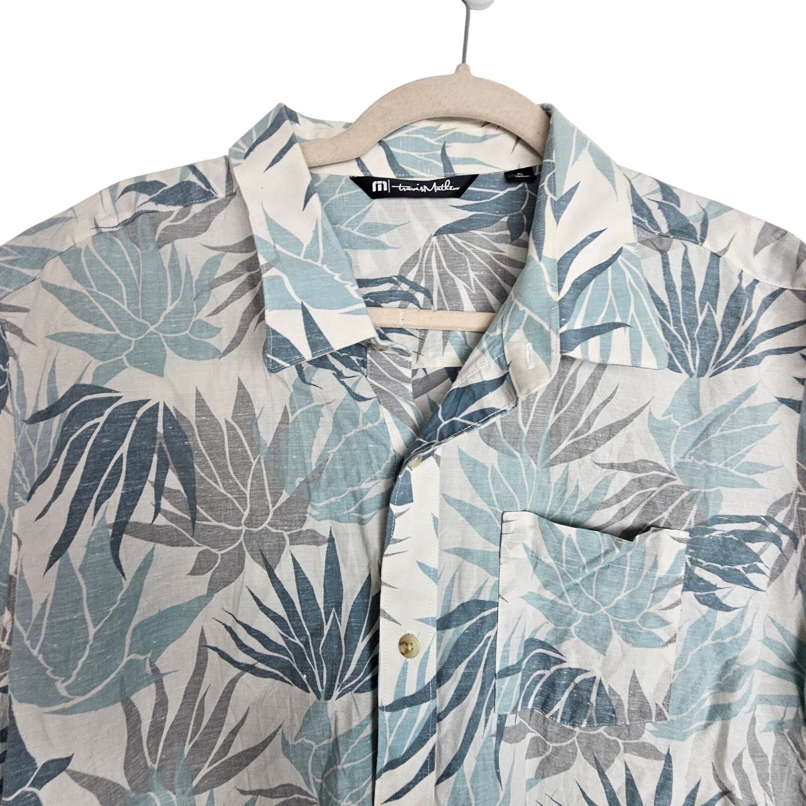 TravisMathew Travis Mathew Mens Hawaiian Floral Palm Print Shirt Sz XL Size US XL / EU 56 / 4 - 2 Thumbnail