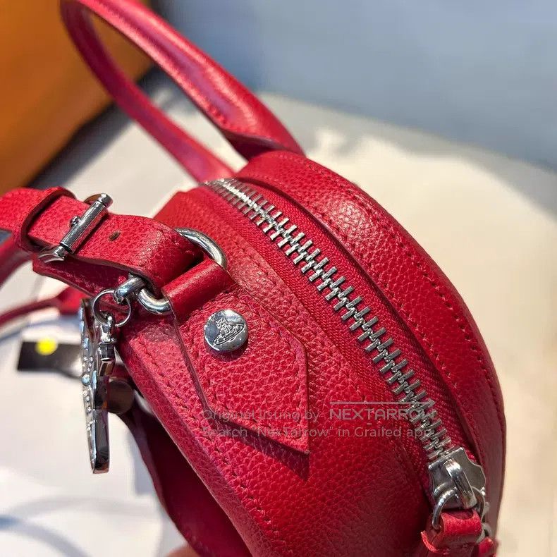 Vivienne Westwood Vivienne Westwood size OS Saturn cylindrical bag Size ONE SIZE - 6 Thumbnail