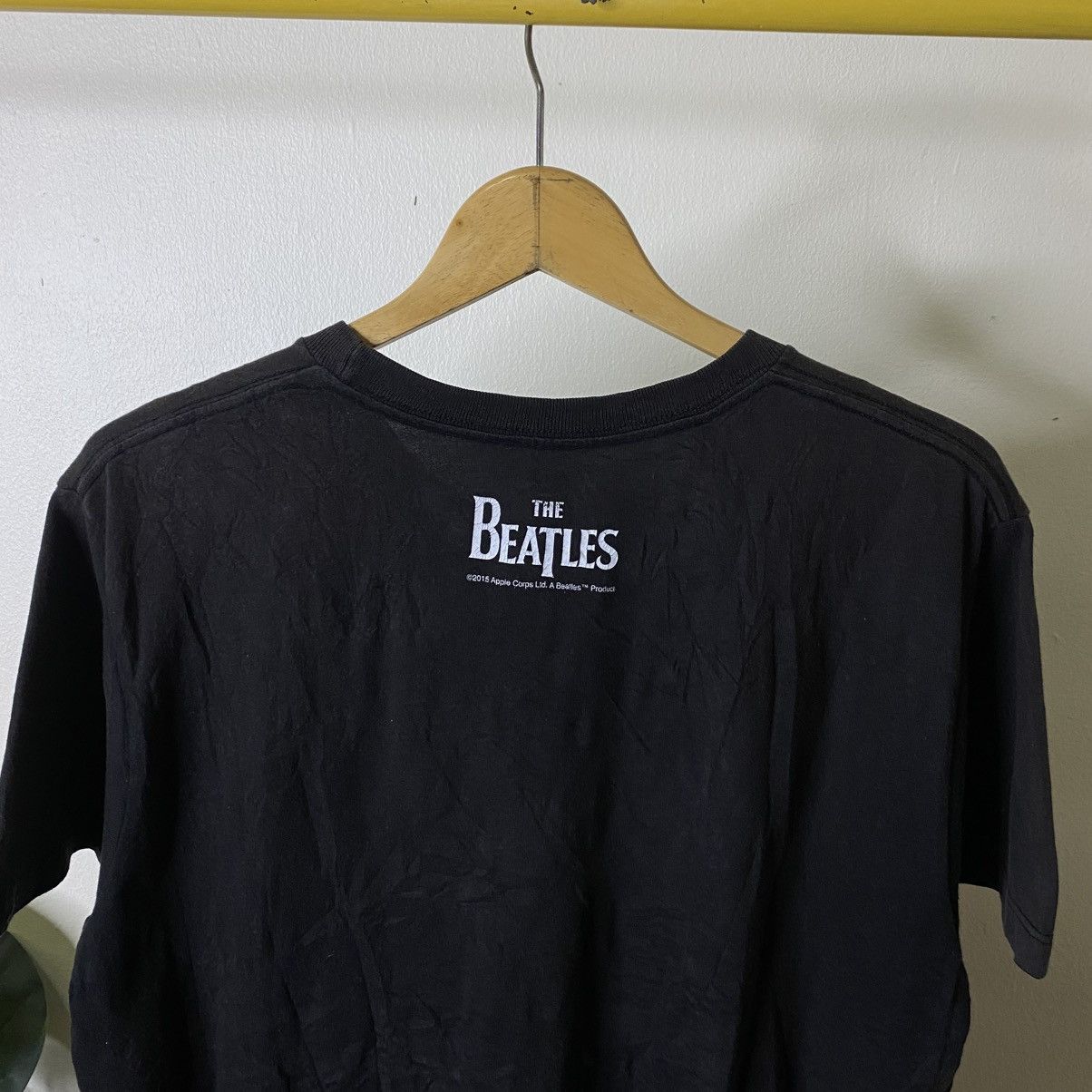 Band Tees 2015 The Beatles by Apple Corps Ltd Band T Shirt Size US L / EU 52-54 / 3 - 9 Thumbnail