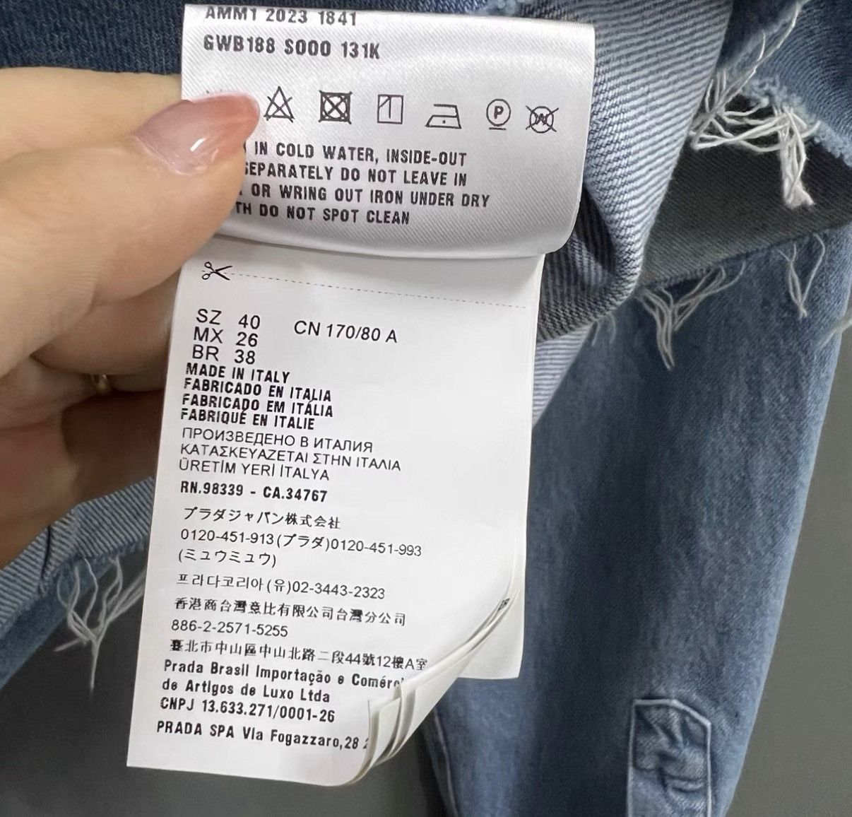 Miu Miu Miu Miu Letter Logo Embroidered Denim Jacket J41 Size S / US 4 / IT 40 - 3 Thumbnail