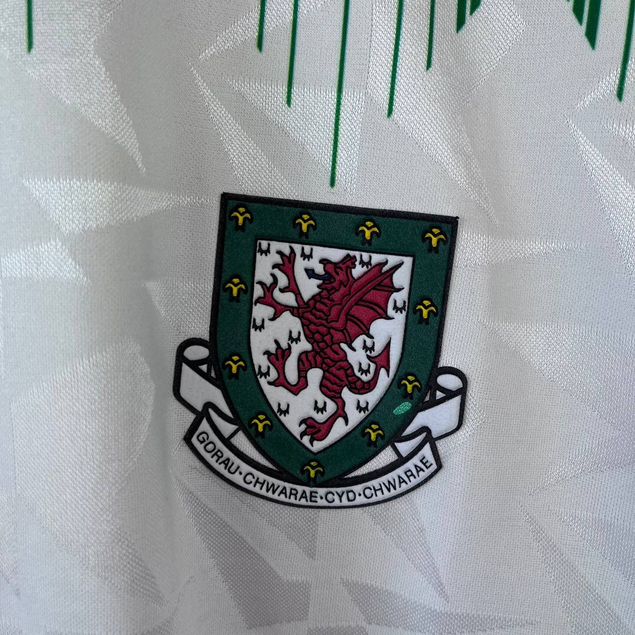 Other Umbro Wales 1990/1992 Football Soccer Jersey Size US XXL / EU 58 / 5 - 3 Thumbnail