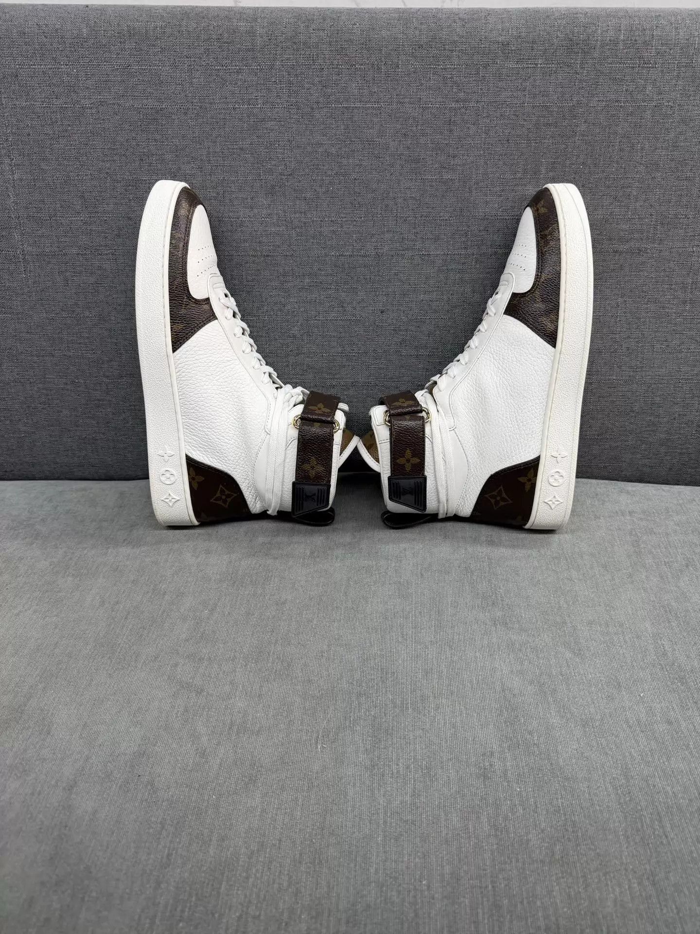 Louis Vuitton LV high-top sneaker white brown color-blocked 38.5 Size US 8 / IT 38 - 3 Thumbnail