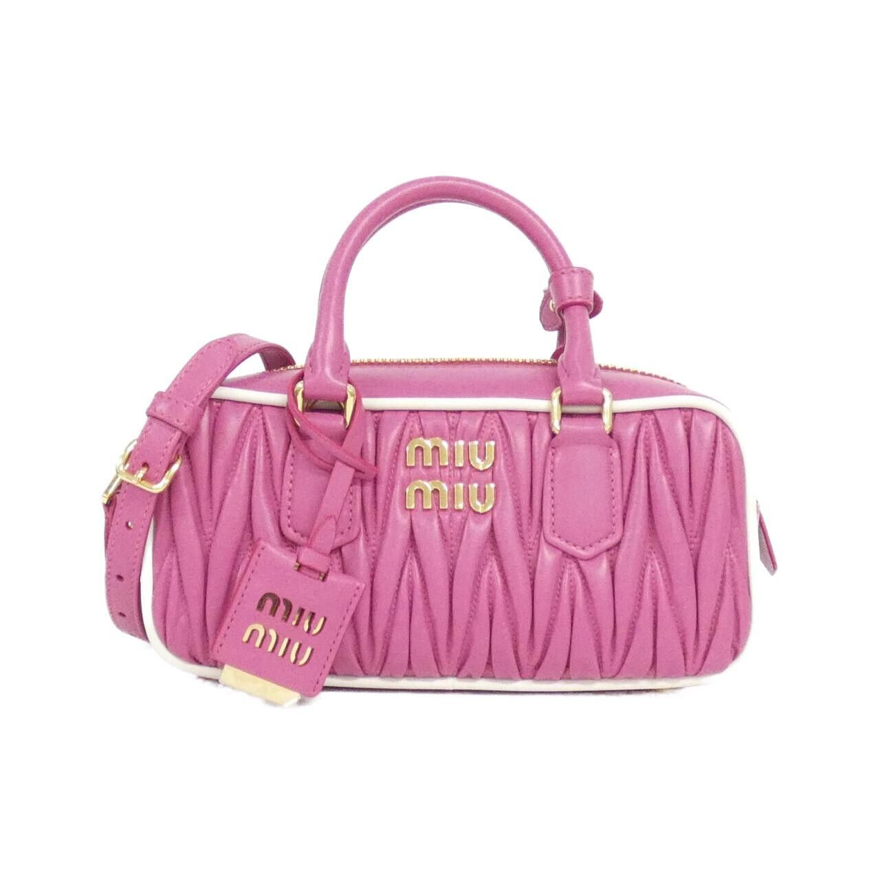 Miu Miu Miu Miu Miu Miu 5BB142 Matelassé Pipi Shoulder Bag Leather Crossbody Bag 5BB142 DUTY FREE for USA Size ONE SIZE - 1 Thumbnail