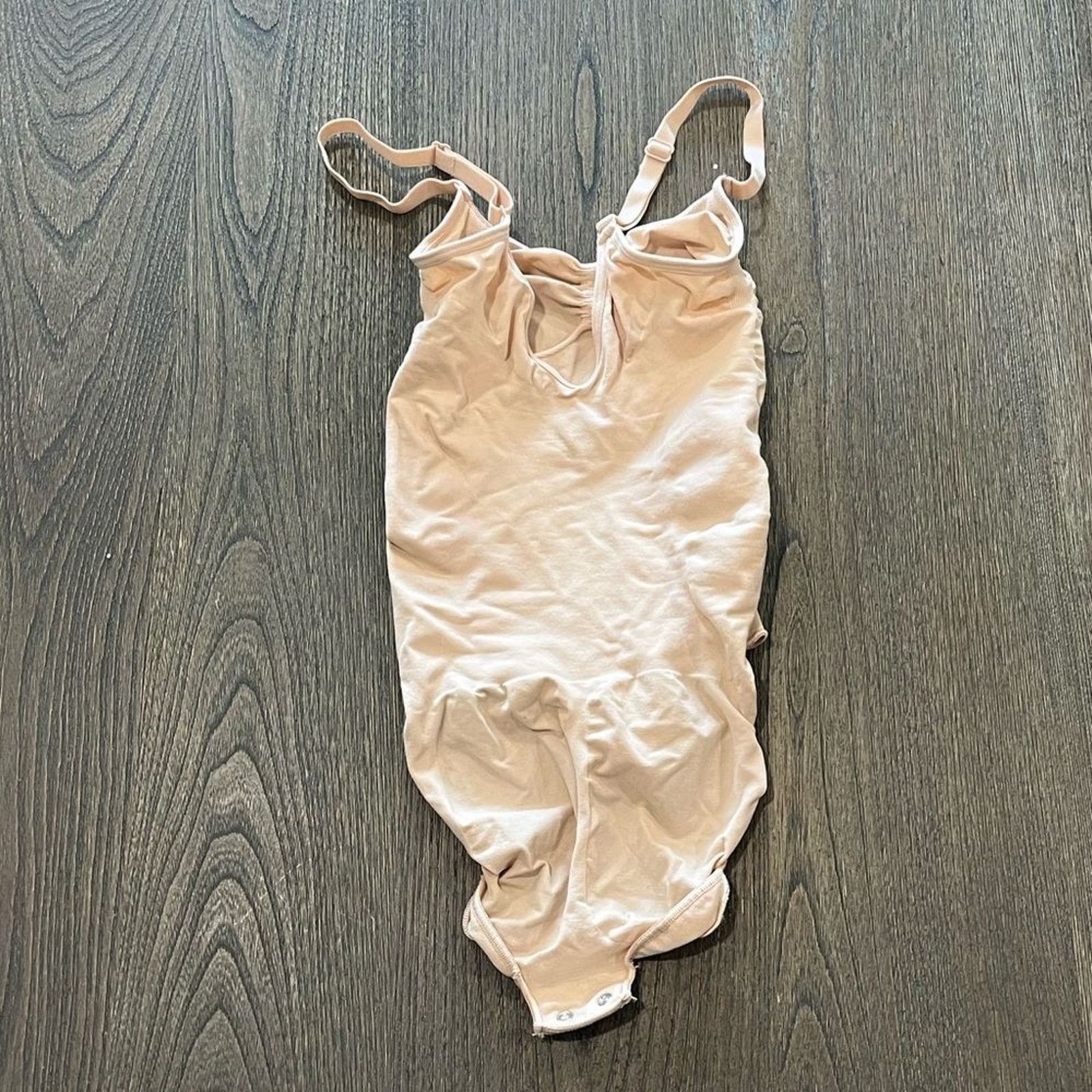 SKIMS NWOT Skims Sculpting Bodysuit - Size S/M Size S / US 4 / IT 40 - 4 Thumbnail