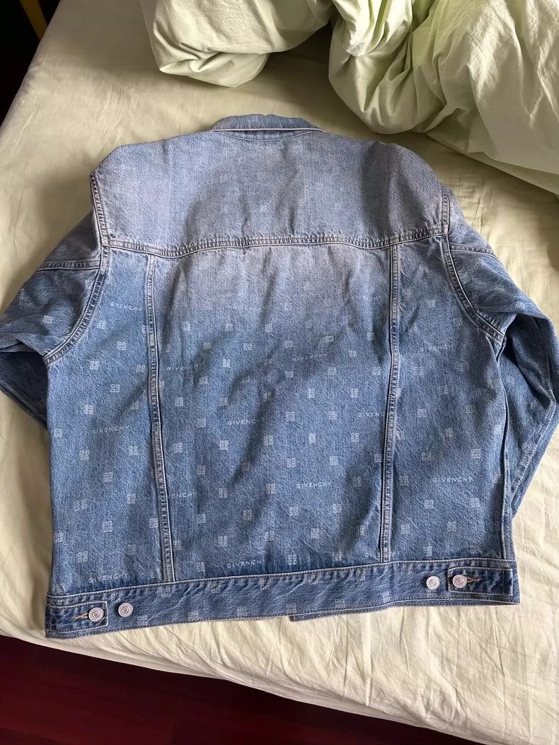 Other Givenchy Denim jacket Size US S / EU 44-46 / 1 - 3 Thumbnail
