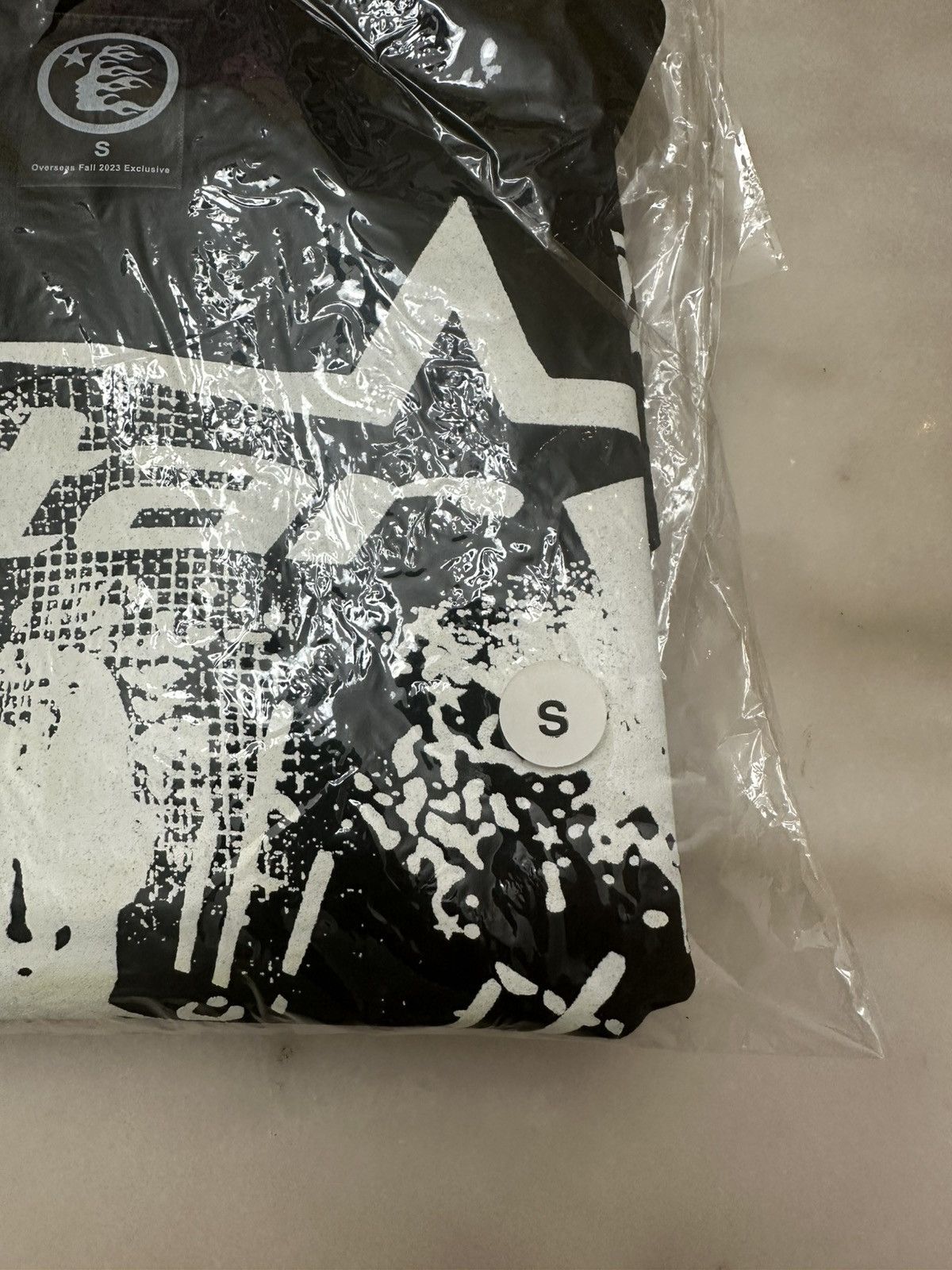 HELLSTAR HELLSTAR INNER STAR OVERSEAS LONG SLEEVE Size US S / EU 44-46 / 1 - 9 Thumbnail