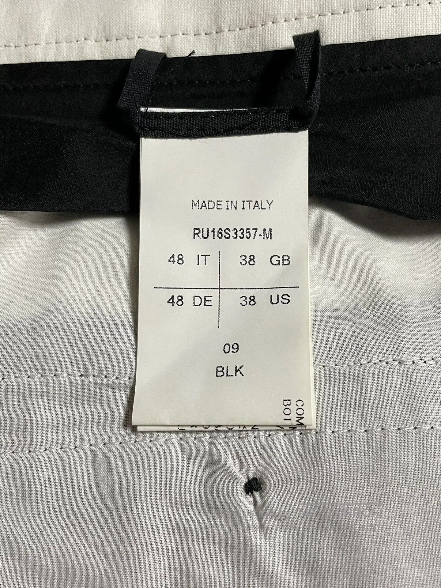 Rick Owens Rick Owens RO Asymmetrical Shorts. Size US 32 / EU 48 - 4 Thumbnail
