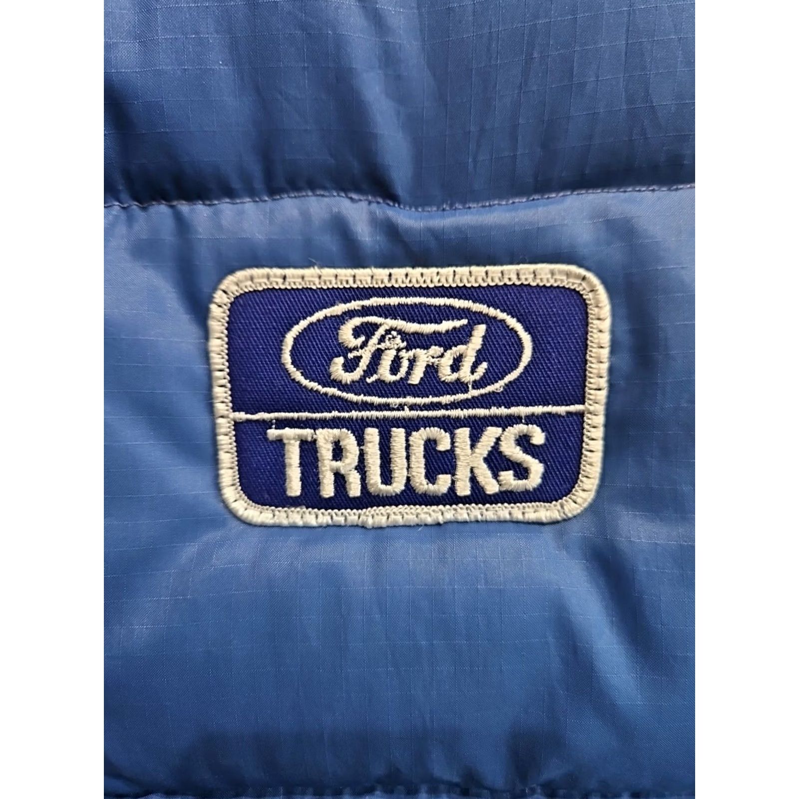 Altra VINTAGE Altra Ford F-150 250 350 Trucks Blue Western Puffer Puffy Vest Mens M Long Synthetic Nylon Jacket Size US M / EU 48-50 / 2 - 3 Thumbnail