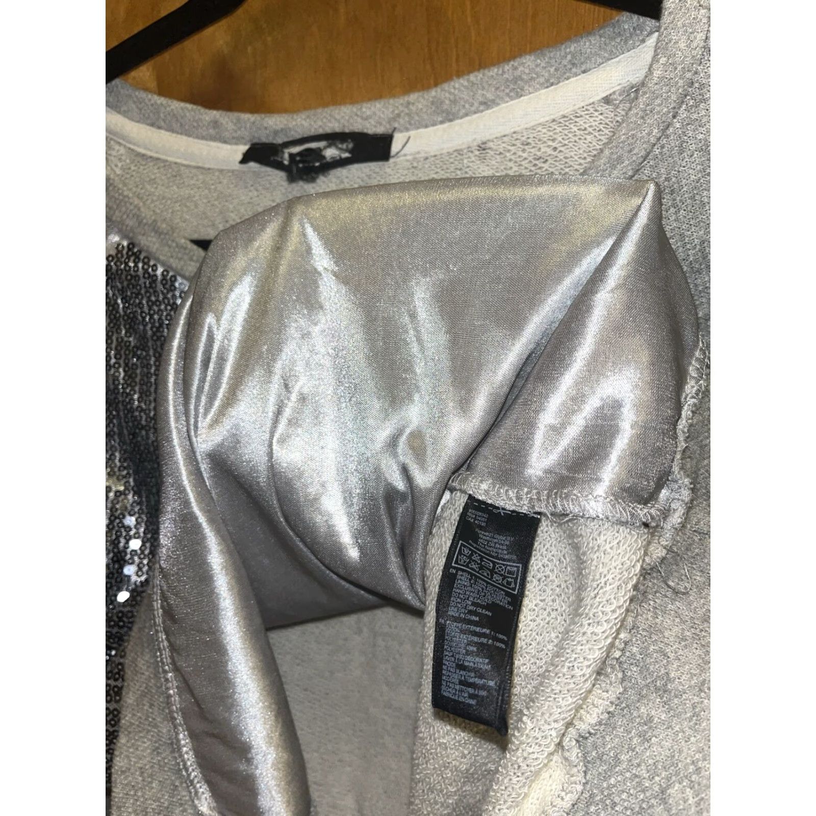 Forever 21 Forever 21 Gray Sequin Covered Front Womens Sweatshirt Size S Size S / US 4 / IT 40 - 7 Thumbnail