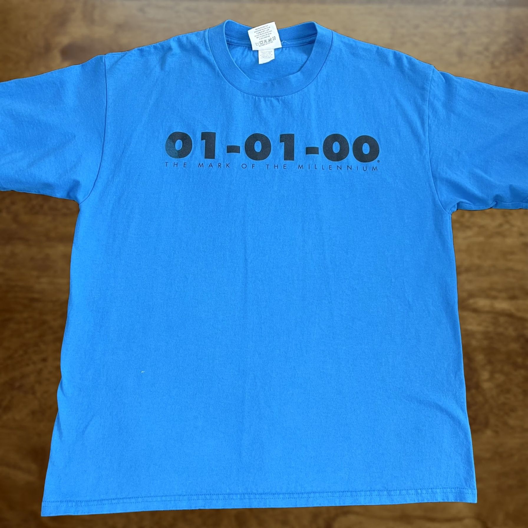Lee VINTAGE Lee Sport Shirt Mens XL Blue Millennium Graphic Tee T-Shirt Y2K 01-01-00 Graphic Print Size US XL / EU 56 / 4 - 1 Thumbnail