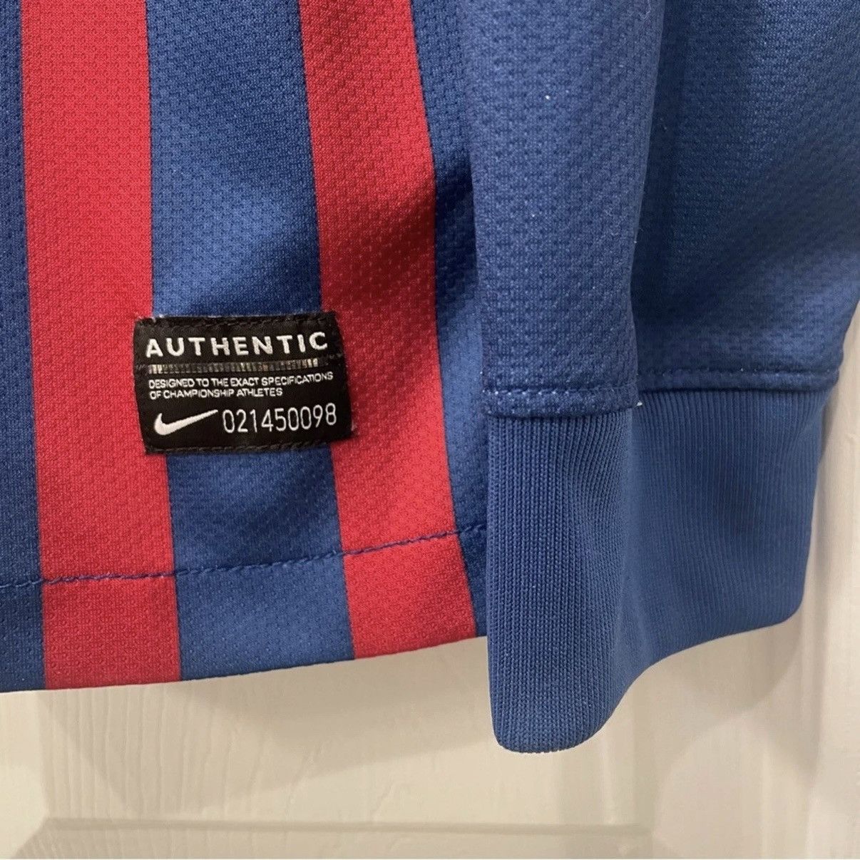 Nike Messi Barcelona 2011-2012 Home Jersey Long Sleeve Size US S / EU 44-46 / 1 - 7 Thumbnail