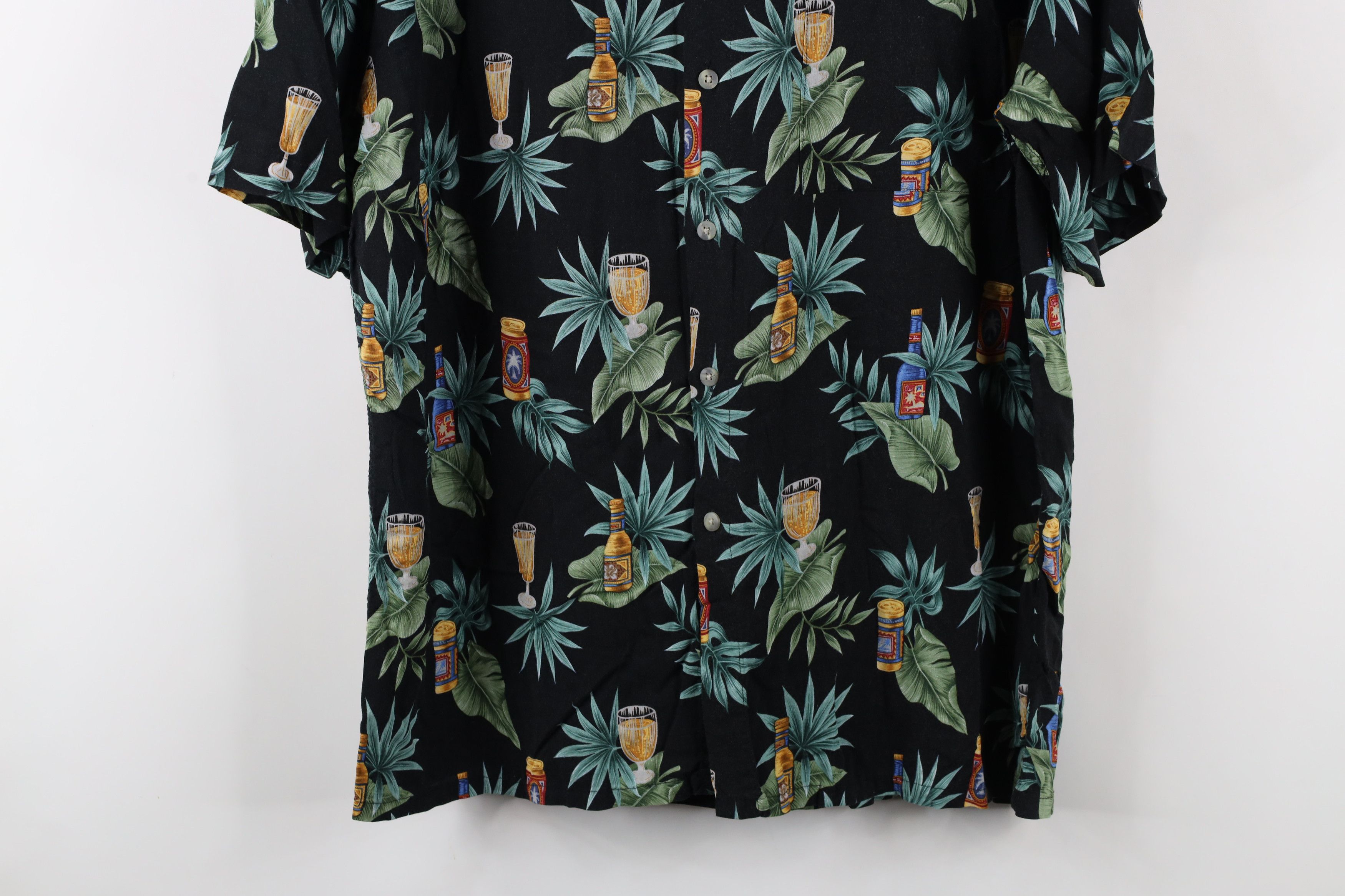 Vintage Vintage 90s Streetwear All Over Print Hawaiian Button Shirt Size US L / EU 52-54 / 3 - 3 Thumbnail