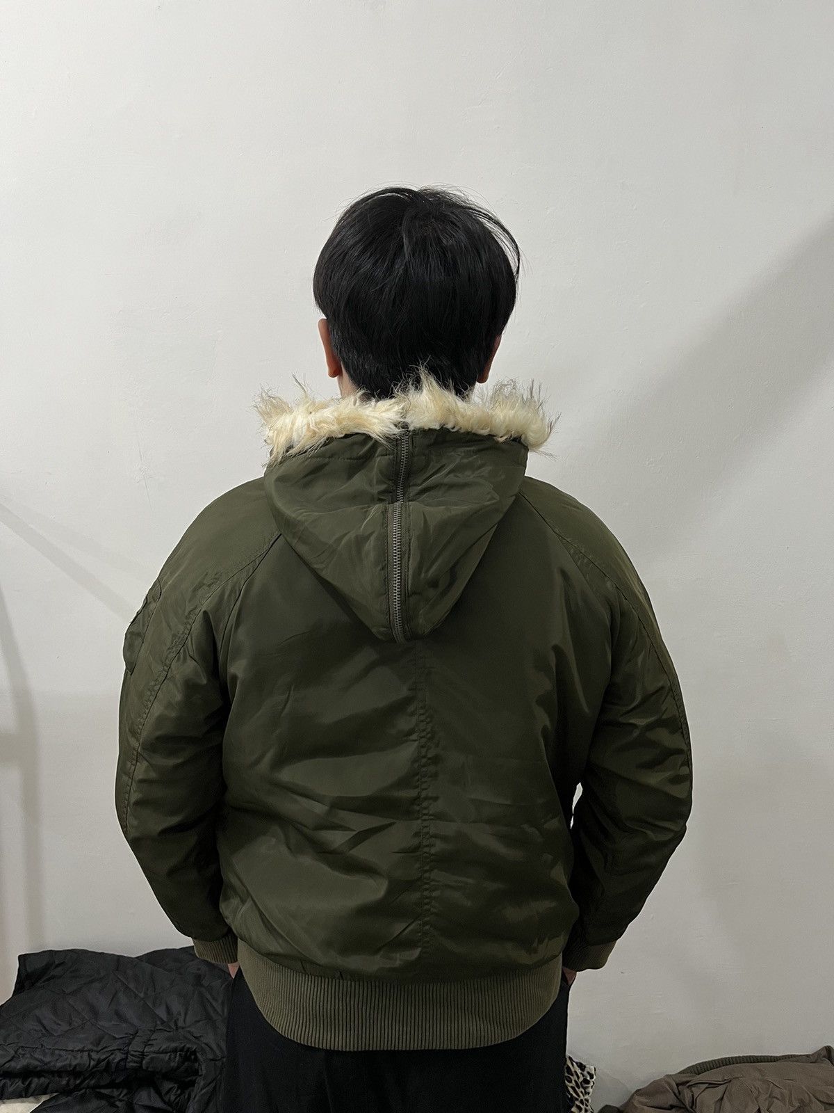 If Six Was Nine × Japanese Brand × Le Grande Bleu (L.G.B.) 2000s Bomber N2B Type KMRii Style Faux Fur Jacket Size US L / EU 52-54 / 3 - 13 Thumbnail