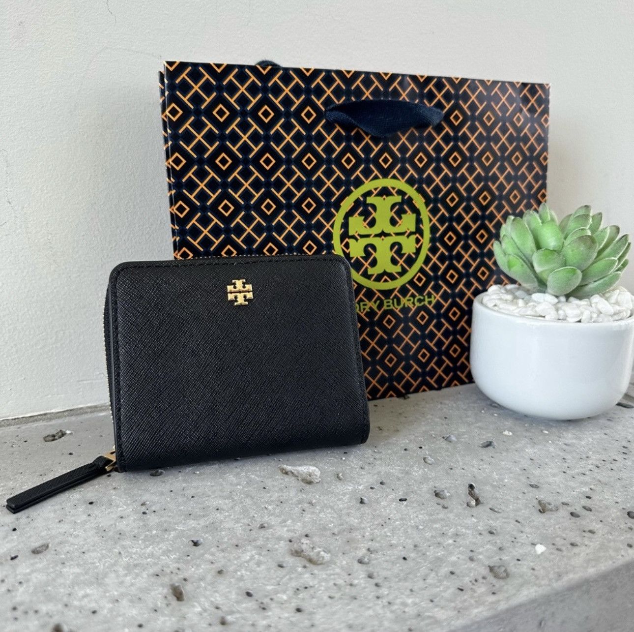 Tory Burch NWT Tory Burch Emerson Mini Wallet Size ONE SIZE - 1 Thumbnail