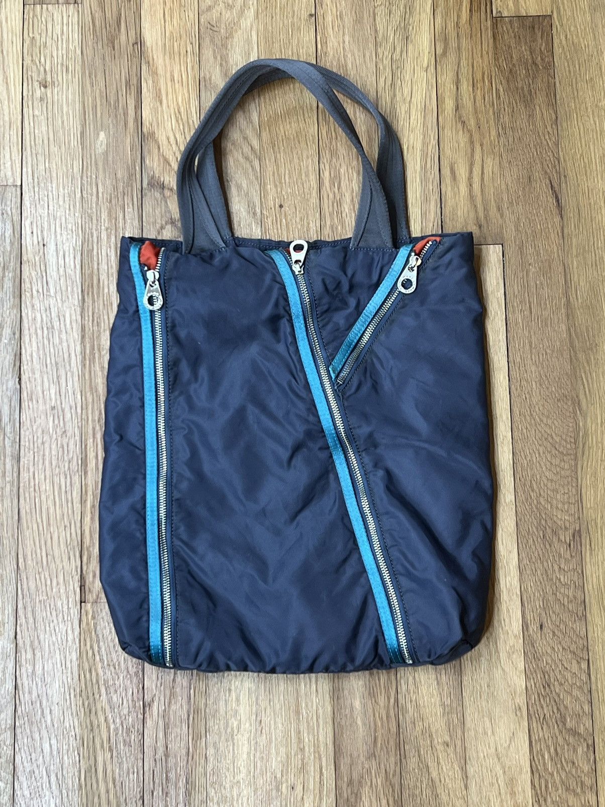 Steve Madden Marc Jacobs Zipper Large Tote Bag Gray Nylon Shoulder Size ONE SIZE - 4 Thumbnail