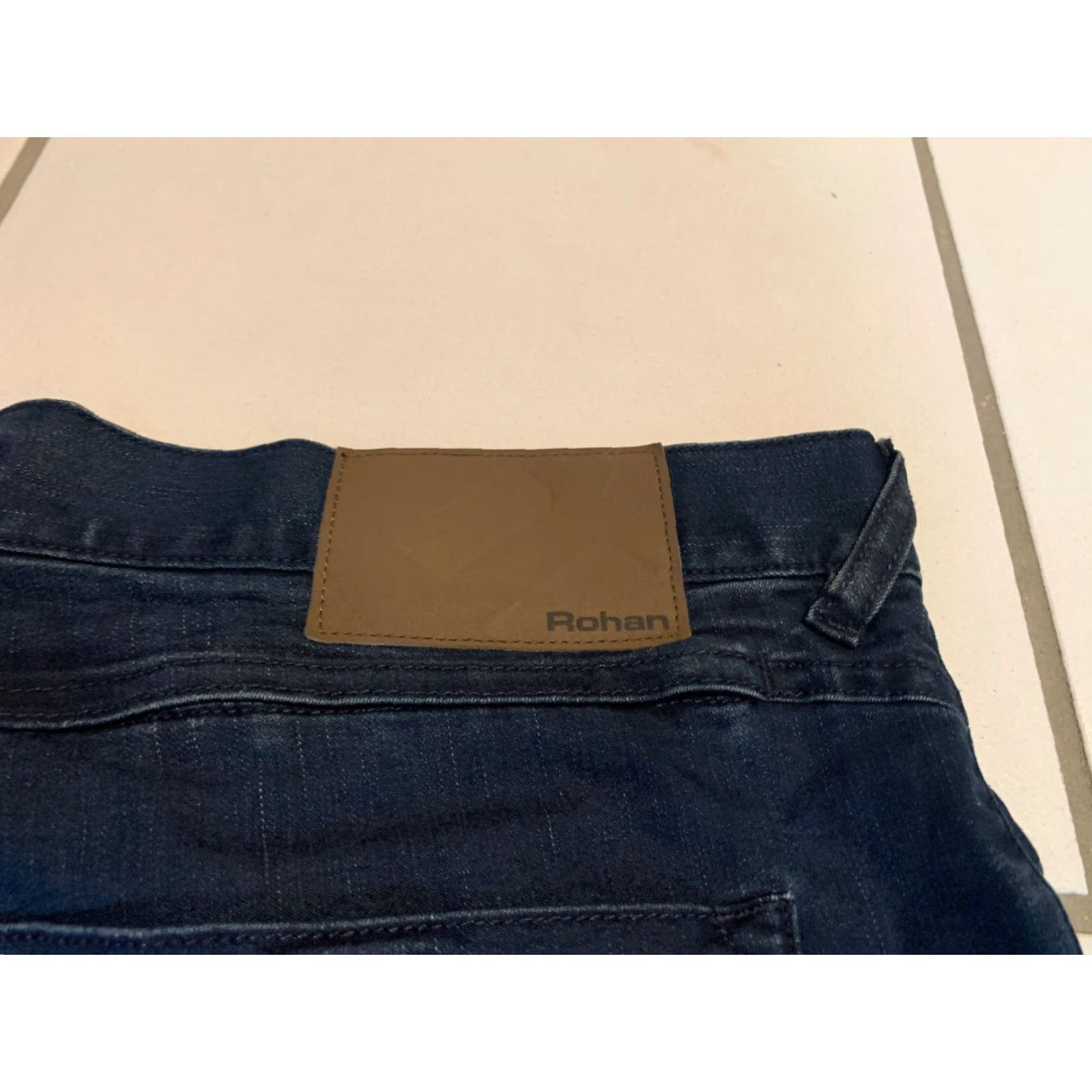 Vintage Rohan Jeans Plus Tapered Leg Zip Closure Medium Wash 38S Blue Mens Size US 38 / EU 54 - 4 Thumbnail