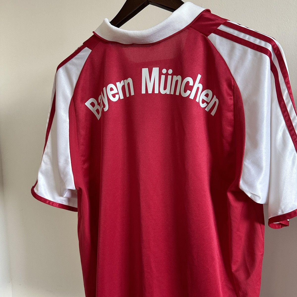 Adidas × Vintage Bayern Munich 2004-05 Home Shirt Size L Size US L / EU 52-54 / 3 - 5 Thumbnail