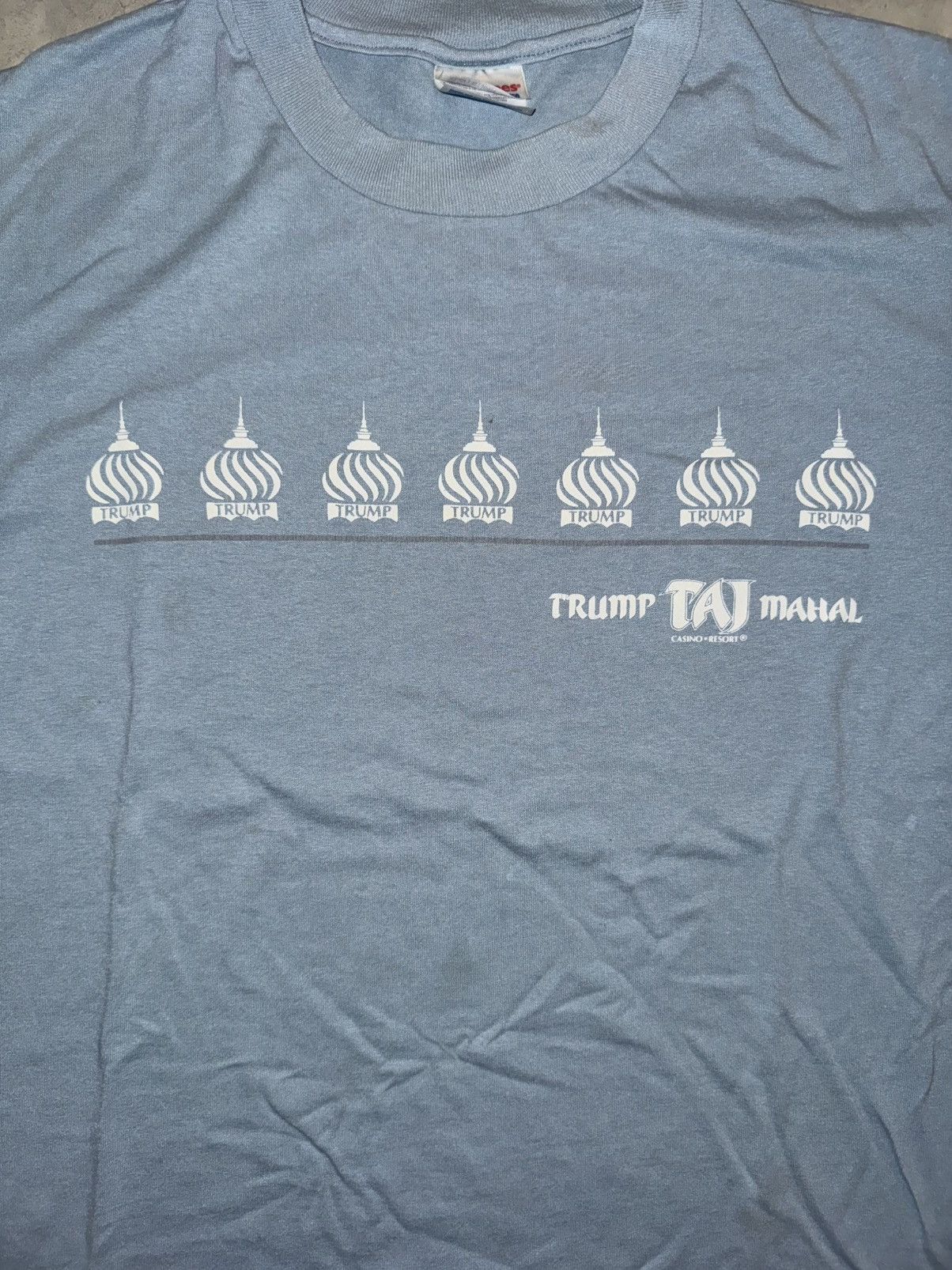 Donald Trump × Hanes × Vintage RARE VINTAGE 90s TRUMP TAJ MAHAL CASINO RESORT TEE Size US L / EU 52-54 / 3 - 2 Thumbnail