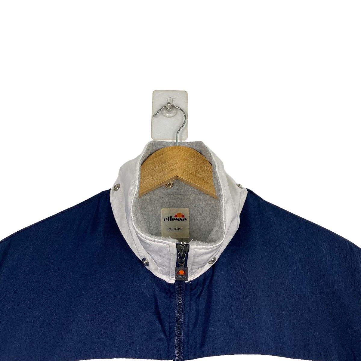 Ellesse Vintage Ellesse Small Logo Zipper Light Jacket Size US L / EU 52-54 / 3 - 6 Thumbnail