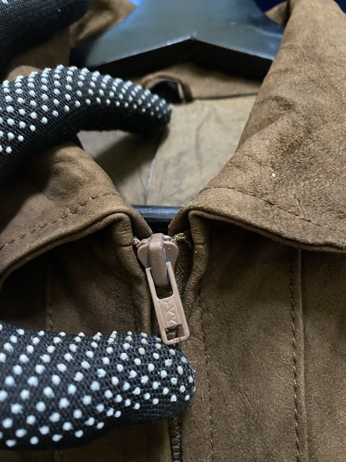 Other Vintage Brown Suede Bomber Jacket - Classic 90s Minimalist Size US L / EU 52-54 / 3 - 7 Thumbnail