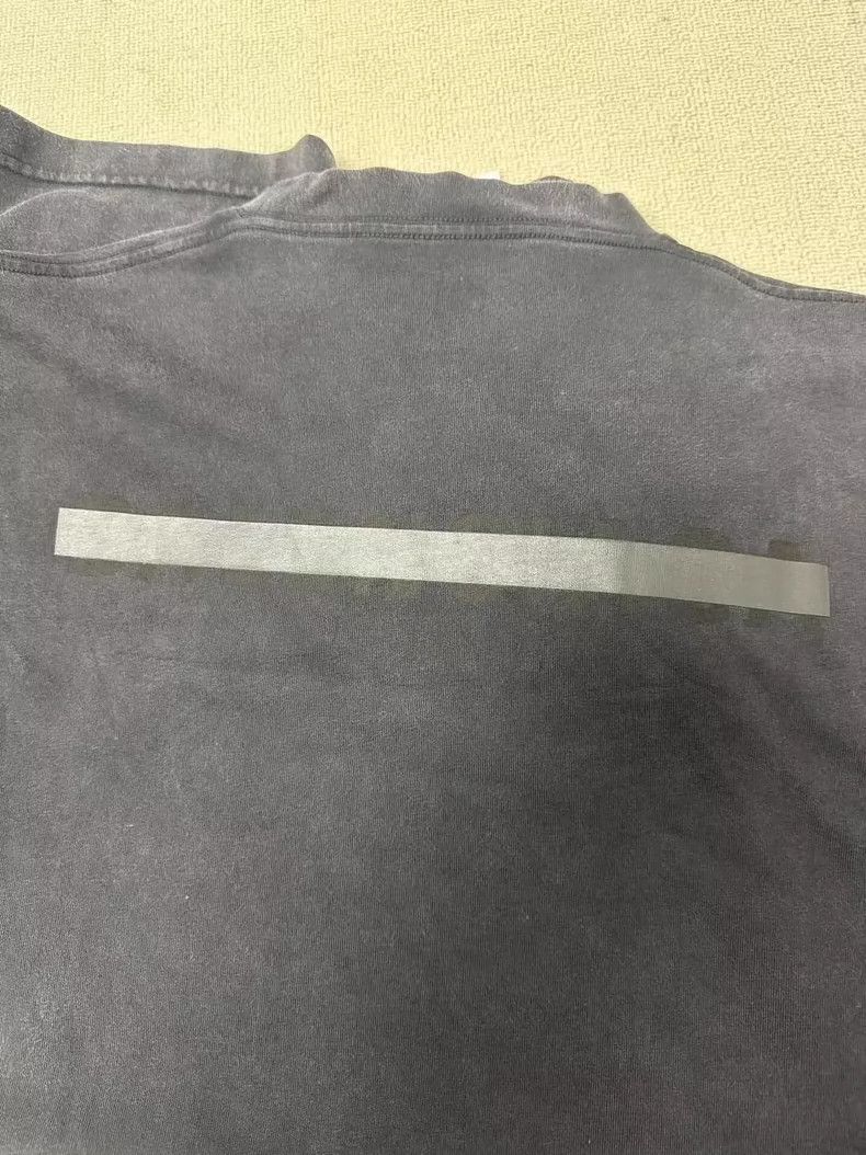 Balenciaga Balenciaga Short Sleeve T-Shirt with Cover Letter Size US M / EU 48-50 / 2 - 3 Thumbnail
