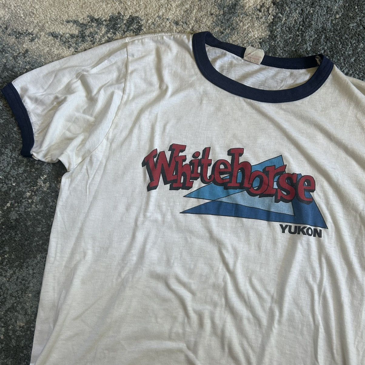 Vintage PENMANS WHiTEHORSE YUKON TERRiTORY MOUNTED COLLAR RiNGER TEE Size US L / EU 52-54 / 3 - 9 Thumbnail