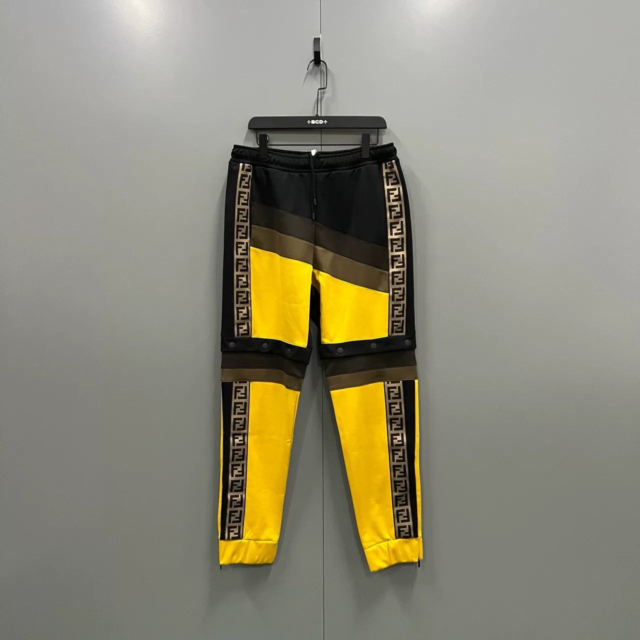 Fendi FENDI FF Stripe Paneled Sweatpants Size US 38 / EU 54 - 1 Thumbnail