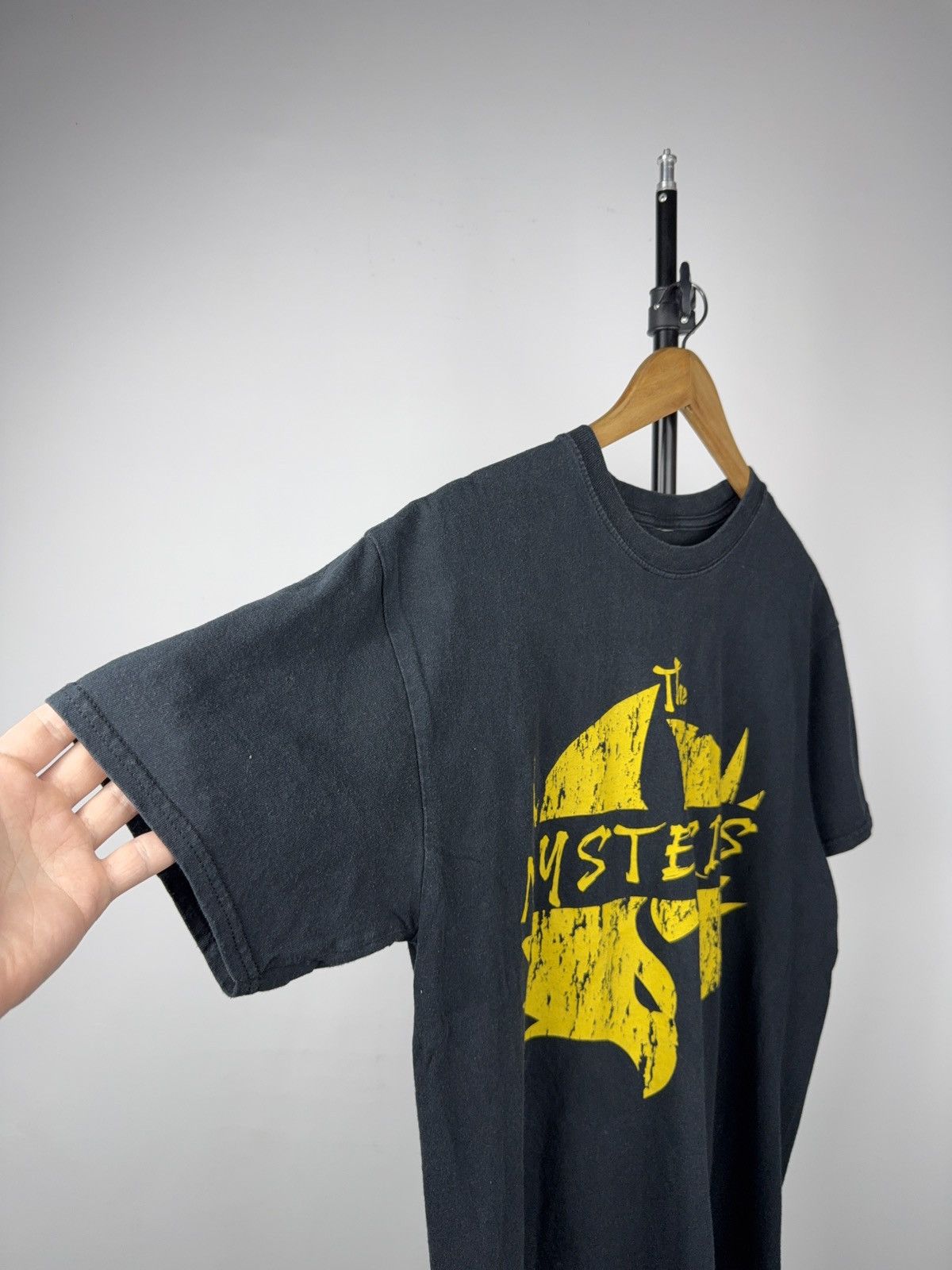 WWE WWE 2017 The Mysterios Making History Wrestling Tee Vintage Size US L / EU 52-54 / 3 - 3 Thumbnail