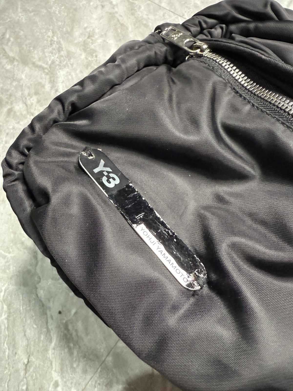 Y-3 Y-3 x Adidas By yohji Yamamoto 2 way Multi pocket Duffle Bag Size ONE SIZE - 4 Thumbnail