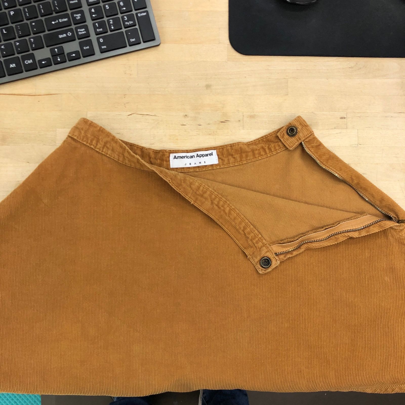 American Apparel American Apparel Size S Skirt Corduroy Skater Circle Brown Size 26" / US 2 / IT 38 - 15 Thumbnail
