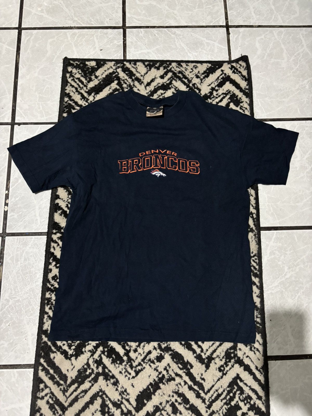 NFL × Vintage Vintage Denver Broncos Tee Size US L / EU 52-54 / 3 - 1 Thumbnail