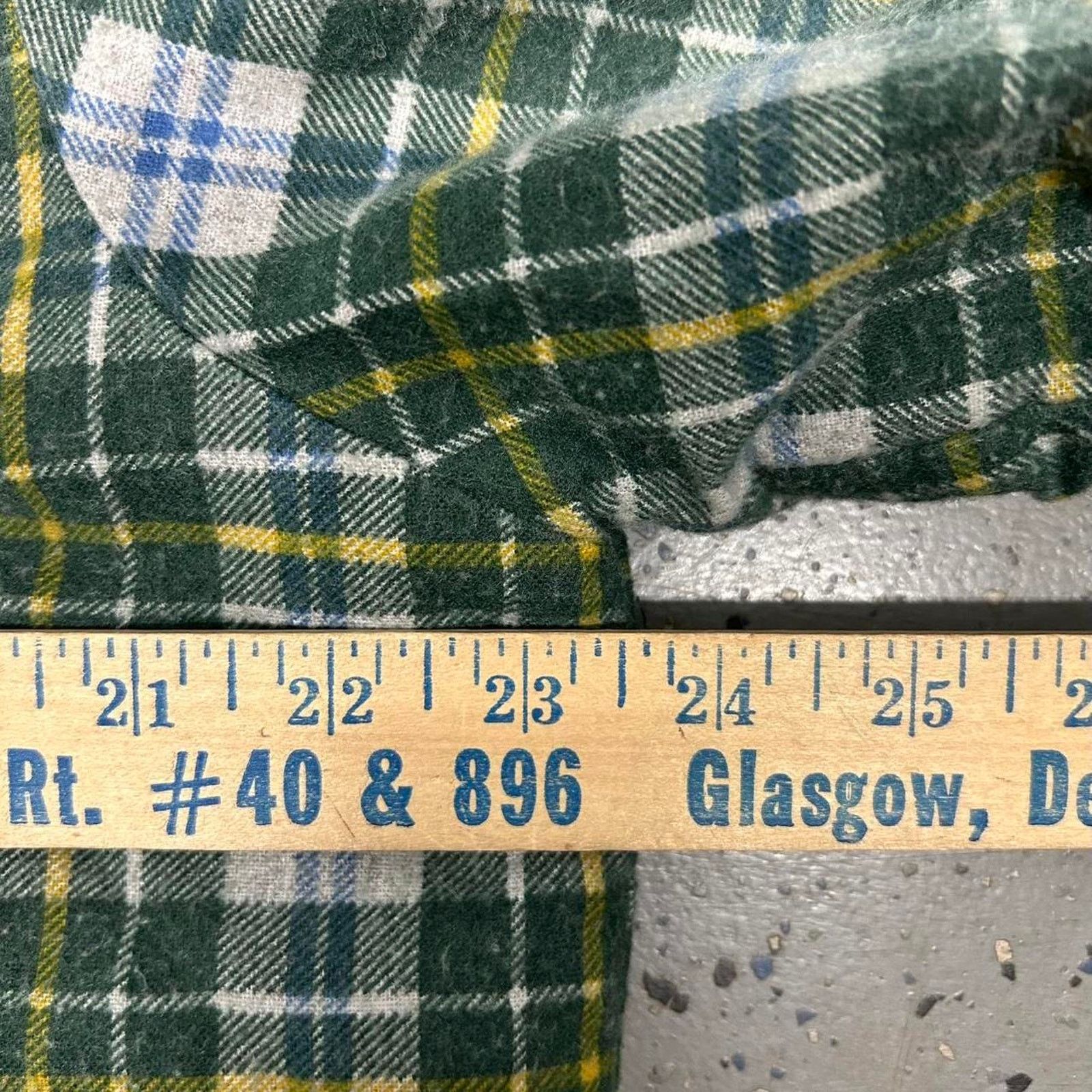 JCPenney VTG 70s/80s JCPenney green and white plaid flannel shirt Size US L / EU 52-54 / 3 - 4 Thumbnail