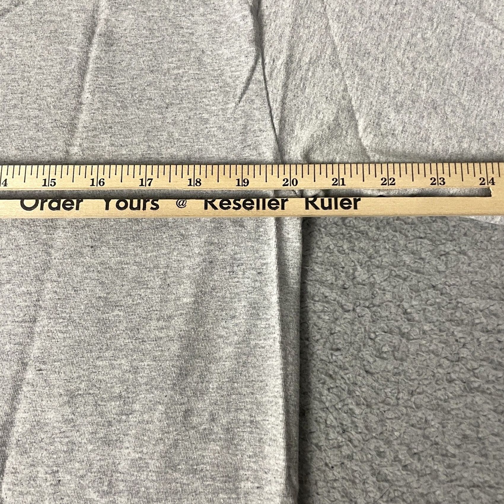 Tommy Hilfiger VINTAGE Tommy Hilfiger Shirt Mens M Gray 90s Made USA TH Tommy Jeans Logo Crew Neck Short Sleeve T-Shirt Size US M / EU 48-50 / 2 - 7 Thumbnail