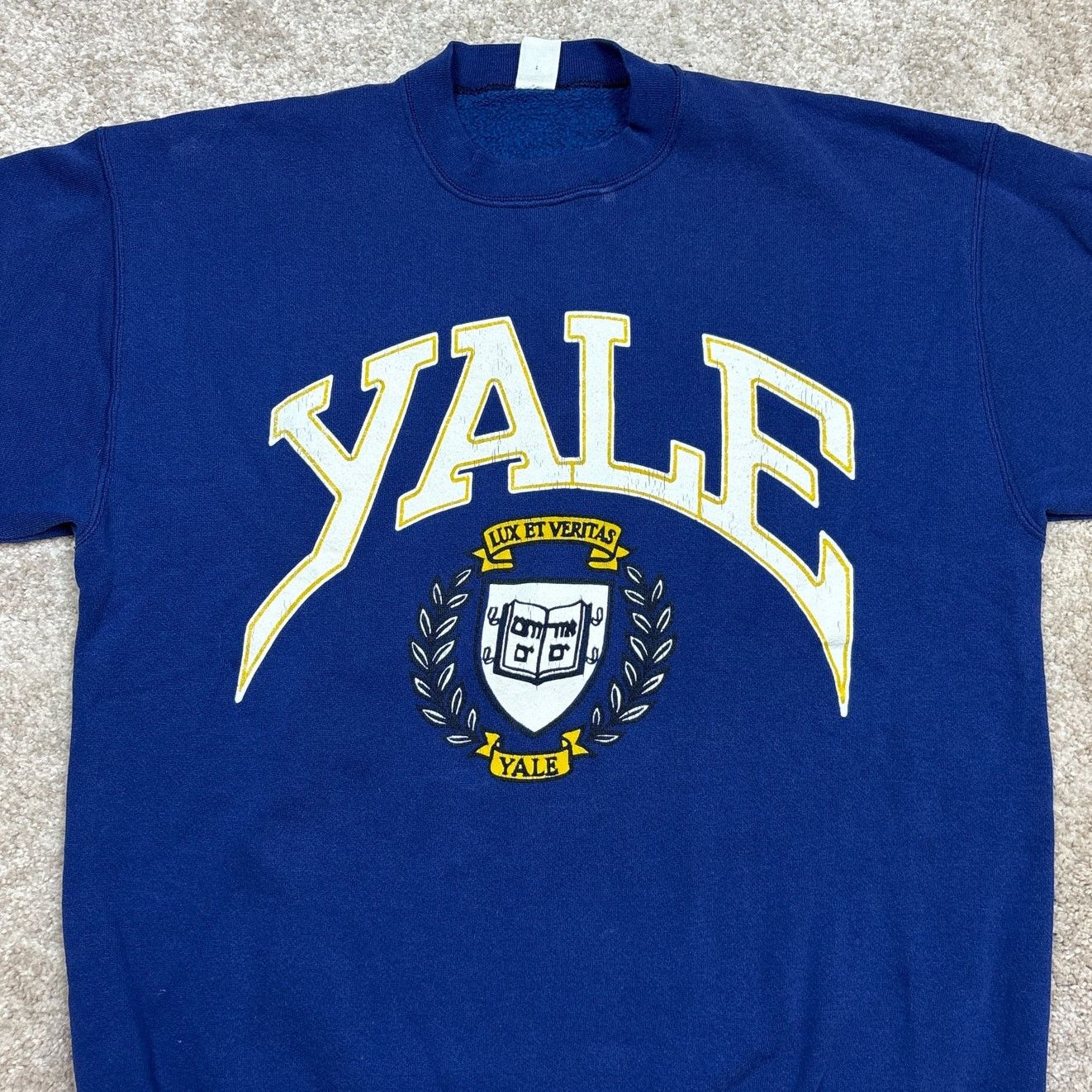 Vintage Vintage 80s Yale University Bulldogs Crest Sweatshirt Mens L Size US L / EU 52-54 / 3 - 2 Thumbnail