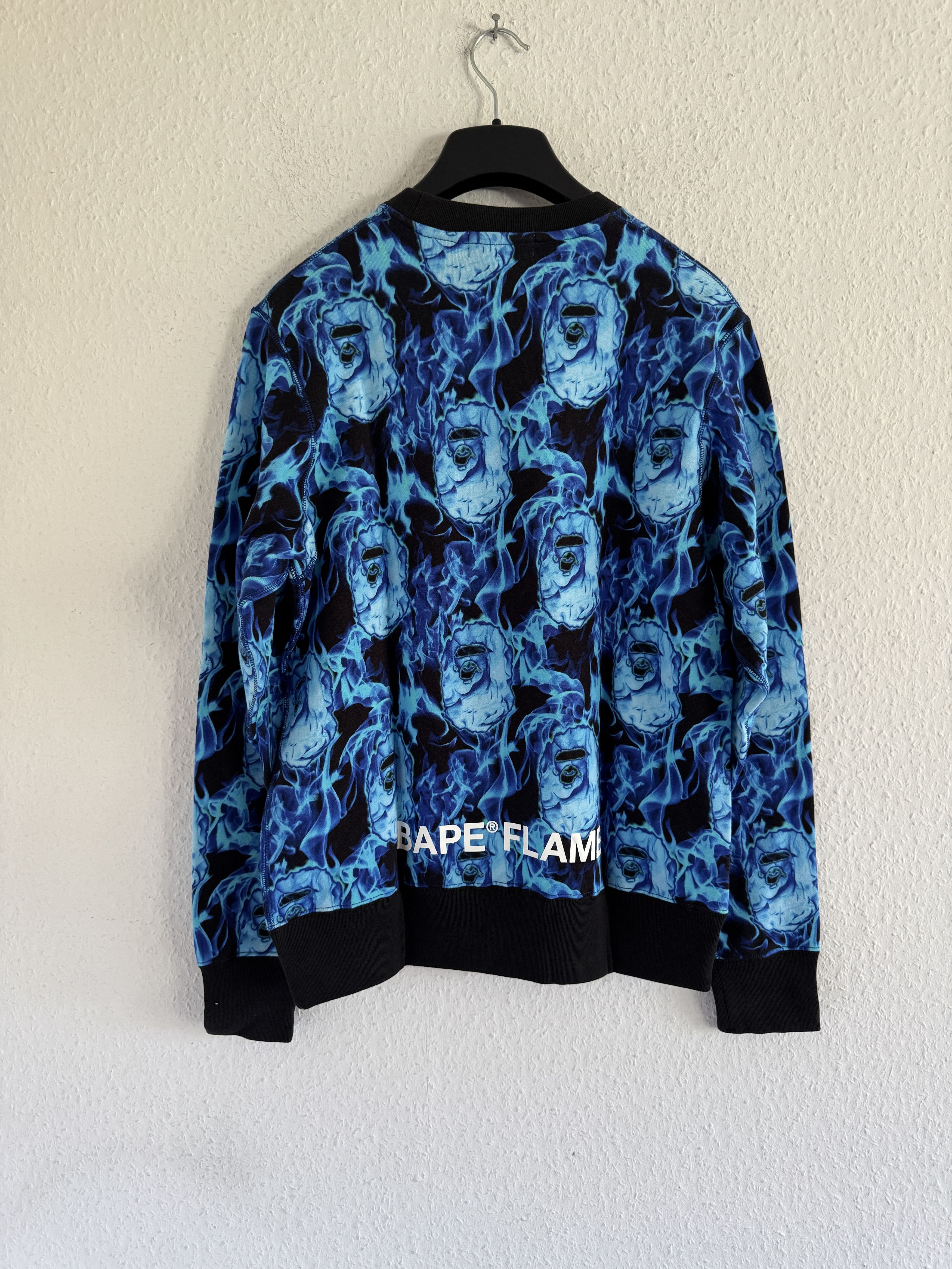 Bape Flame Allover Print Crewneck Size US M / EU 48-50 / 2 - 15 Thumbnail