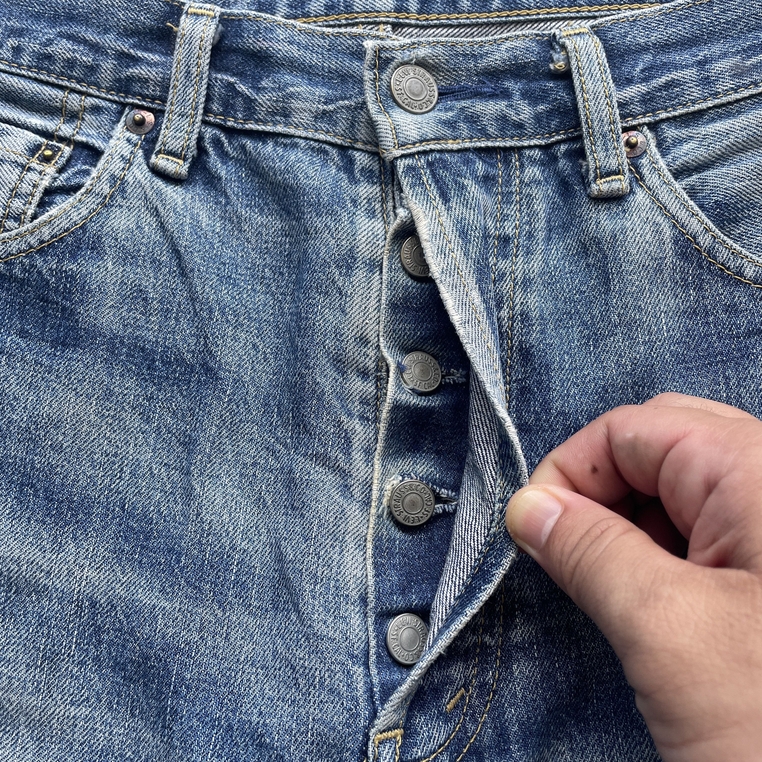 Levi's VINTAGE LEVI’S 503B FADED JEANS REDLINE DISTRESSED PANTS W30 Size US 30 / EU 46 - 7 Thumbnail