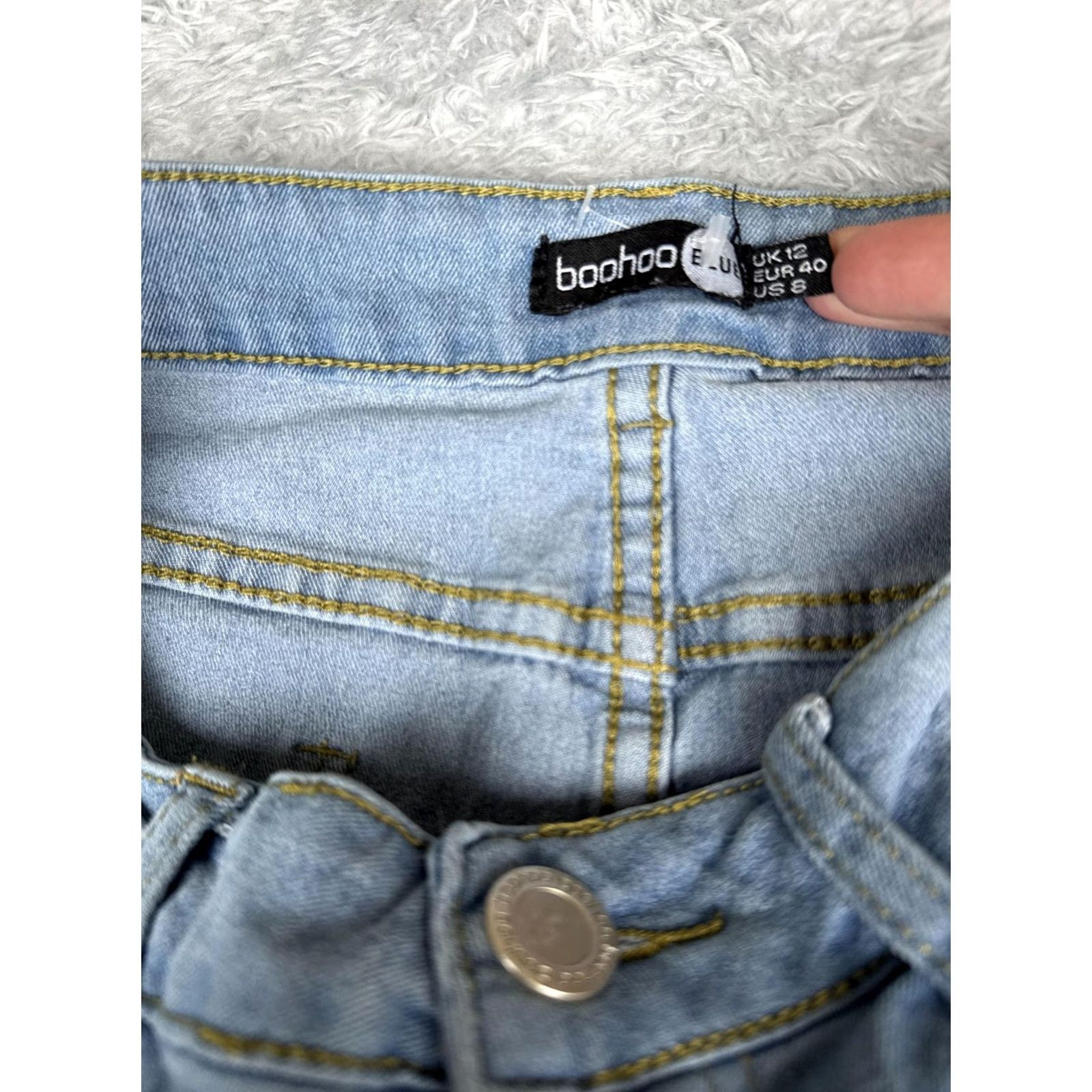 Boohoo Boohoo Jeans Women Flare High Rise Regular 8 Light Blue Denim 26x31 Regular Fit 5-Pocket Zipper Button 31 Inseam Size 30" / US 8 / IT 44 - 6 Thumbnail