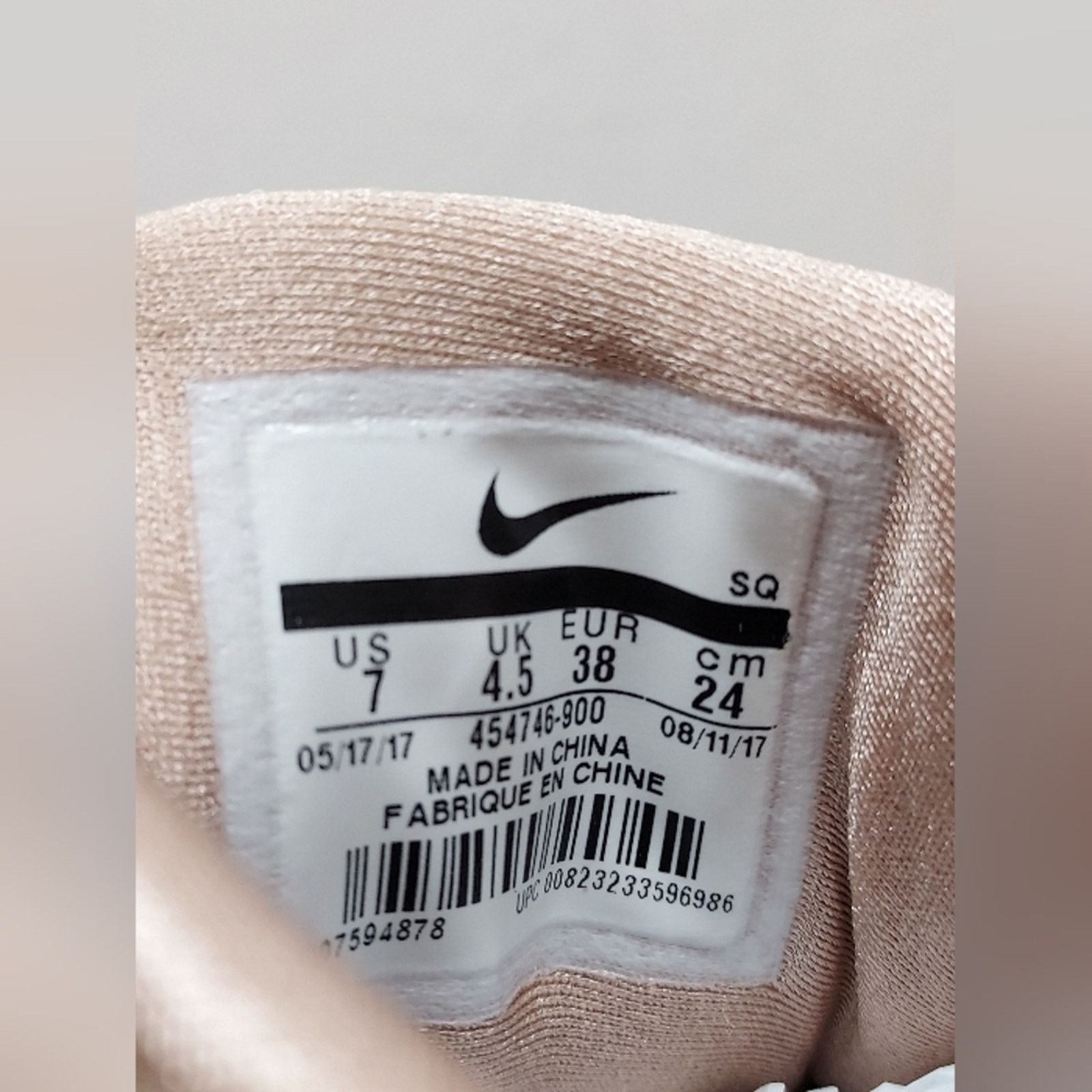 Nike Nike Womens Gold Air Max 1 Premium Athletic Shoes Size 7 Size US 7 / IT 37 - 10 Thumbnail