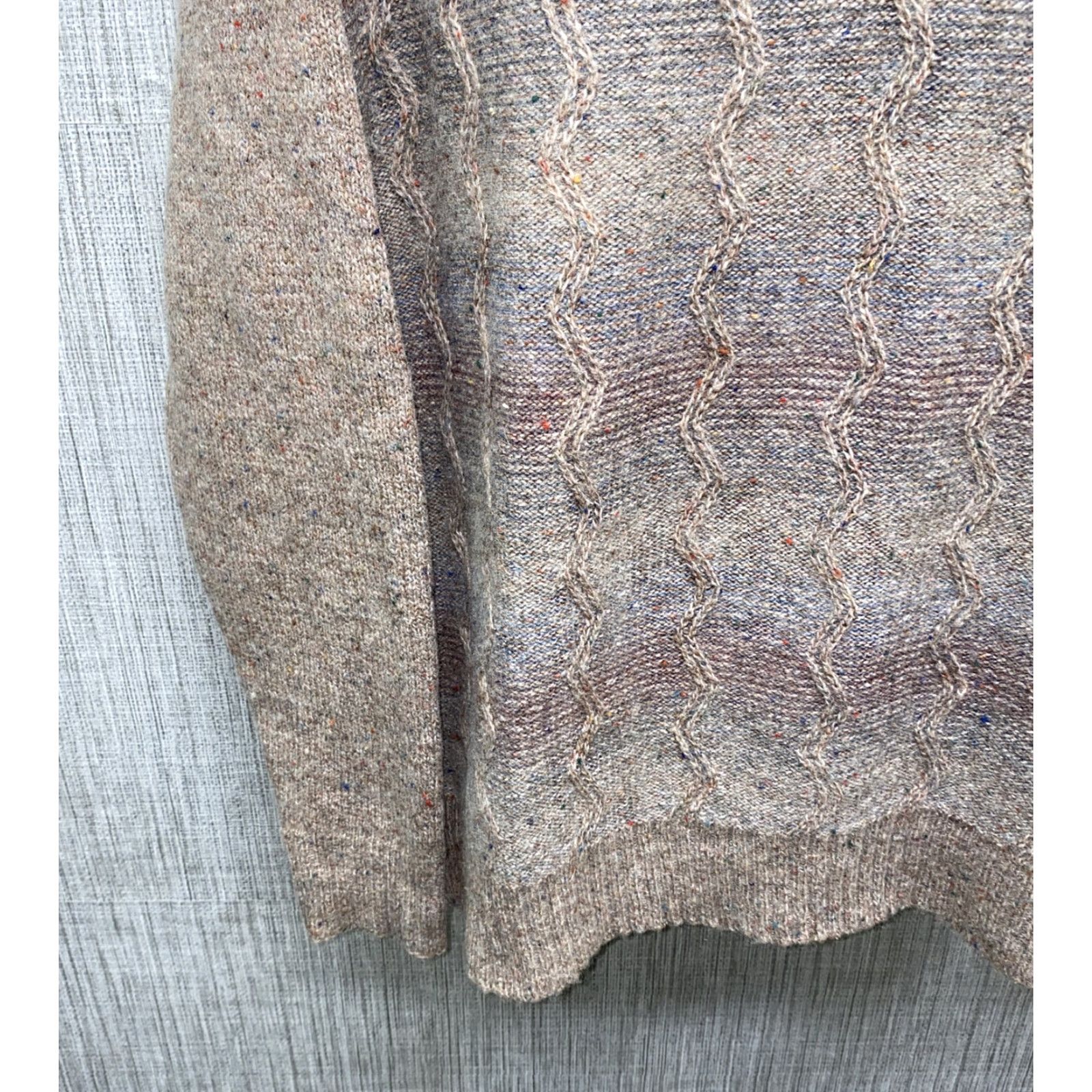 Vintage Robert Bruce Mens V-Neck Sweater 2XLT TALL Wool Blend Beige USA Made Size US XXL / EU 58 / 5 - 3 Thumbnail