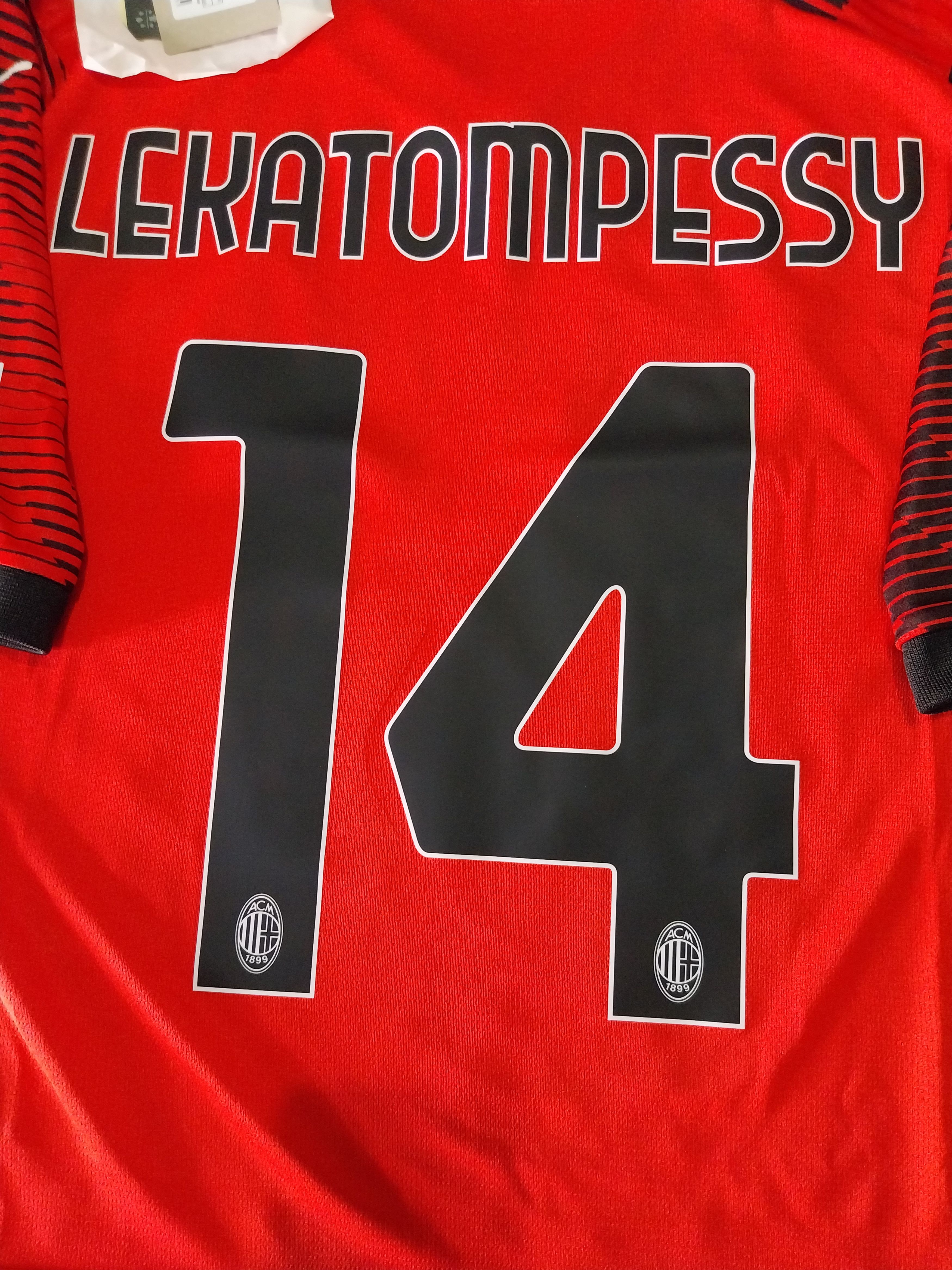 Puma Ac milan home 2023/2024 tijjani reijdners jersey football Size US L / EU 52-54 / 3 - 14 Thumbnail