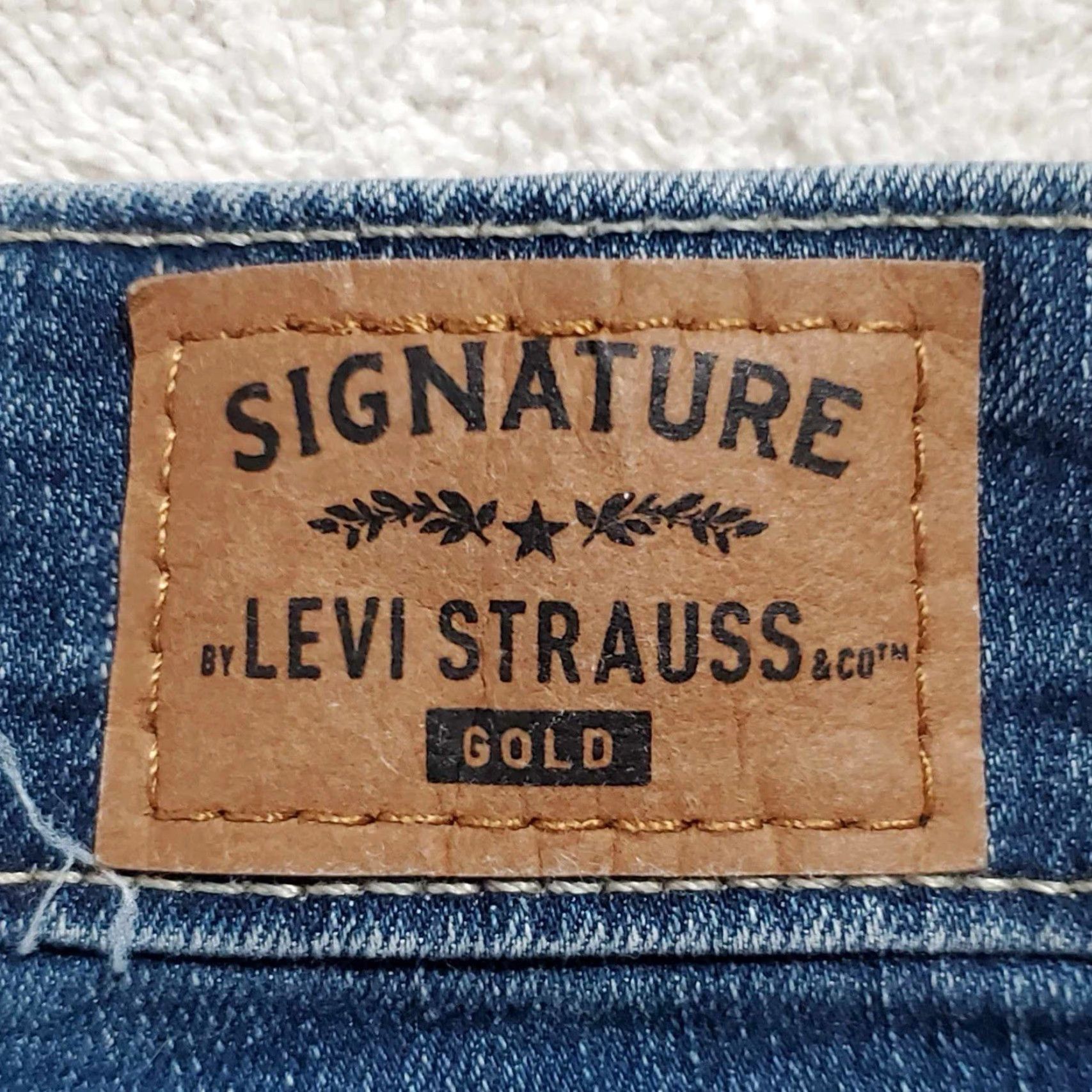 Vintage Levis Strauss Signature Jeans Mid Rise Boyfriend 27 X 28 Fits Like Womens Size 4 Size 27" / US 4 / IT 40 - 2 Thumbnail