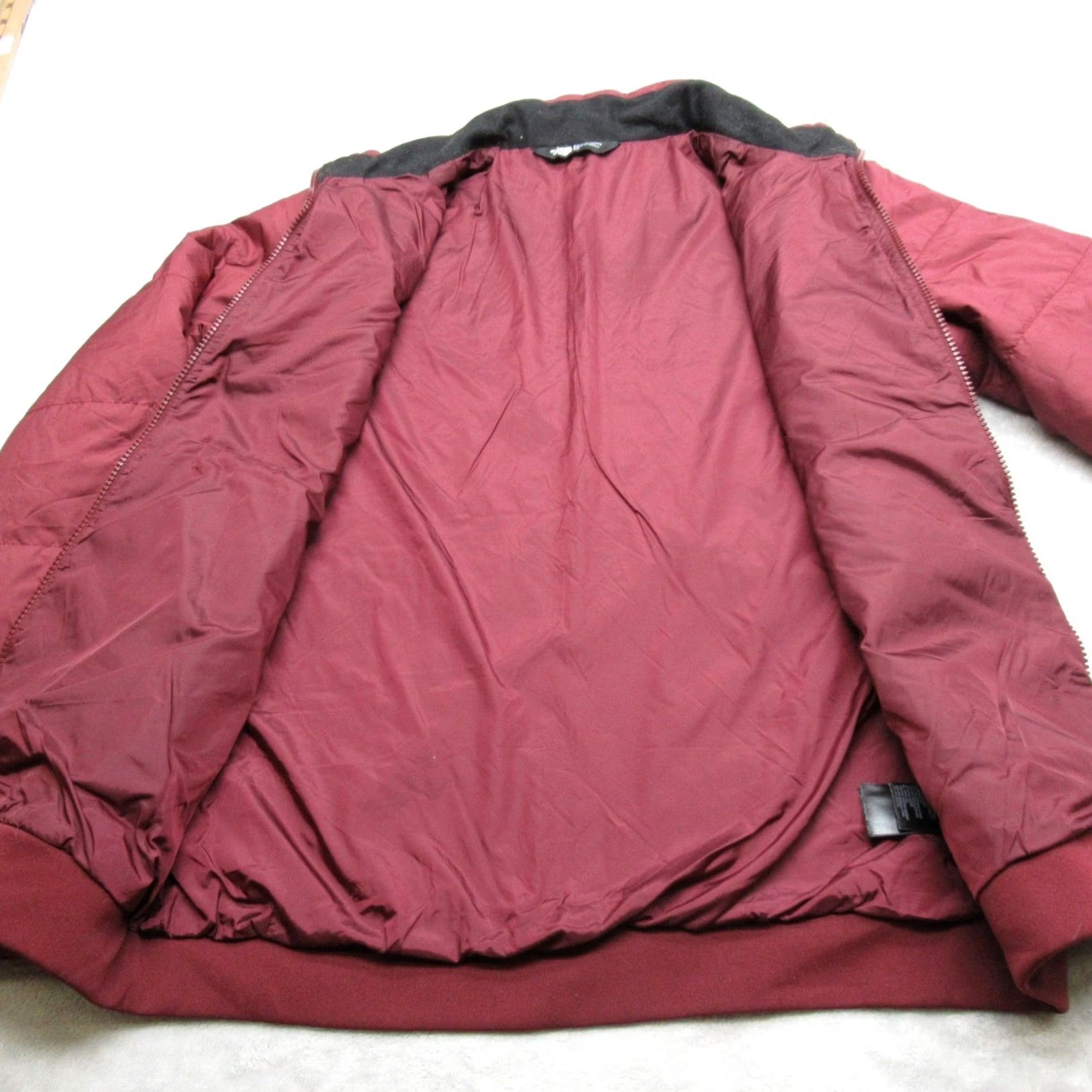 The North Face The North Face Jacket Womens Burgundy Quilted Puffer Lightweight Pack S Red Zip Size S / US 4 / IT 40 - 6 Thumbnail
