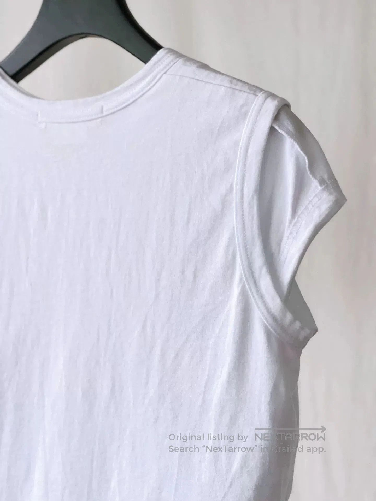 CDG by Comme des Garcons Unique Deconstructed White T-Shirt. Size S / US 4 / IT 40 - 8 Thumbnail