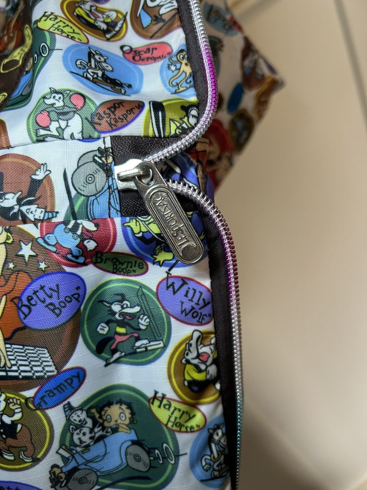 LeSportsac Vintage LeSportSac Betty Boop all over print convertible bag Size ONE SIZE - 6 Thumbnail