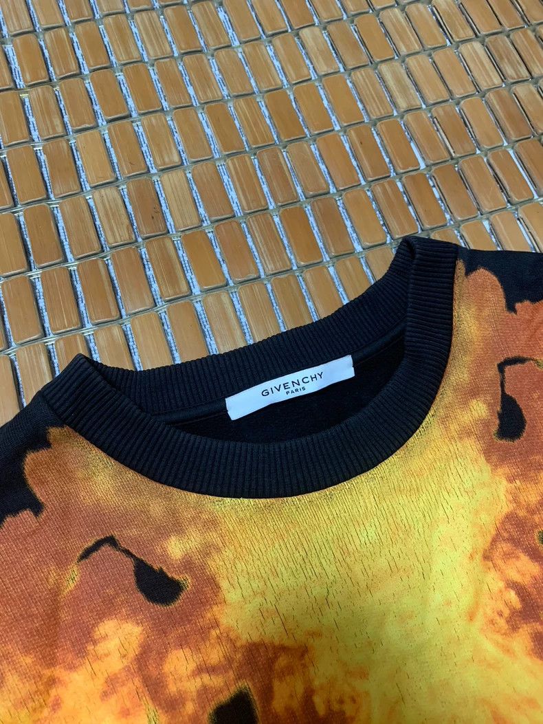 Givenchy Givenchy Flame Printed Hoodie Size US XS / EU 42 / 0 - 2 Thumbnail