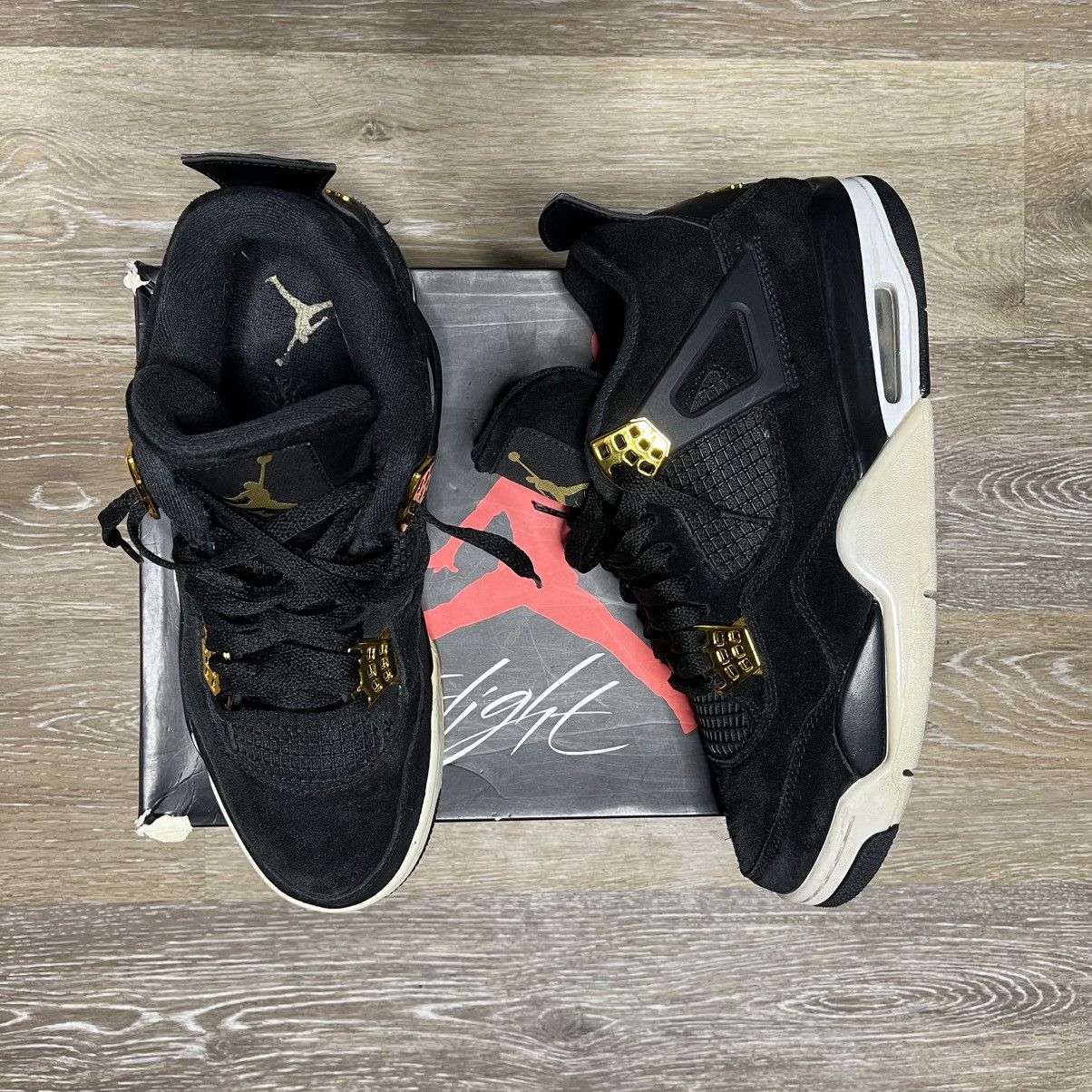 Jordan Brand 2017 royalty 4s Size US 9.5 / EU 42-43 - 2 Thumbnail