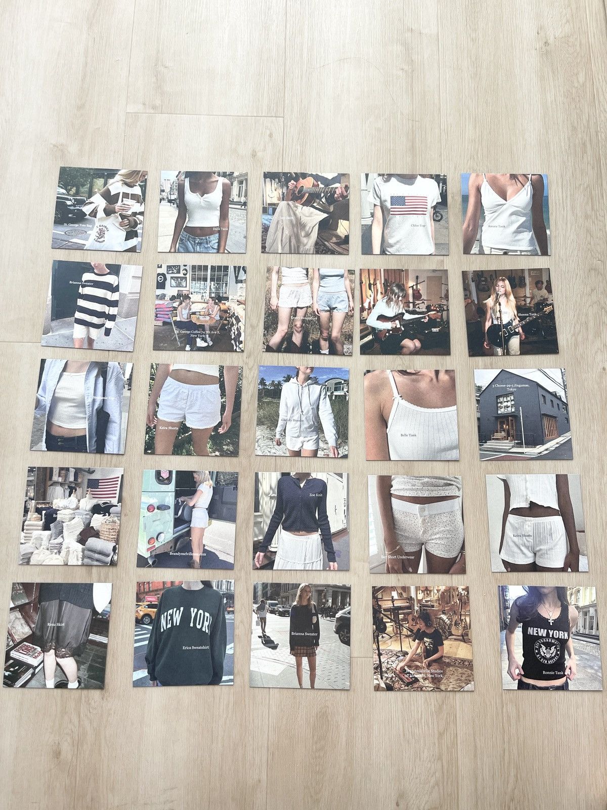 Designer STEAL! Brandy Melville y2k Hard Cards Set Size ONE SIZE - 1 Thumbnail